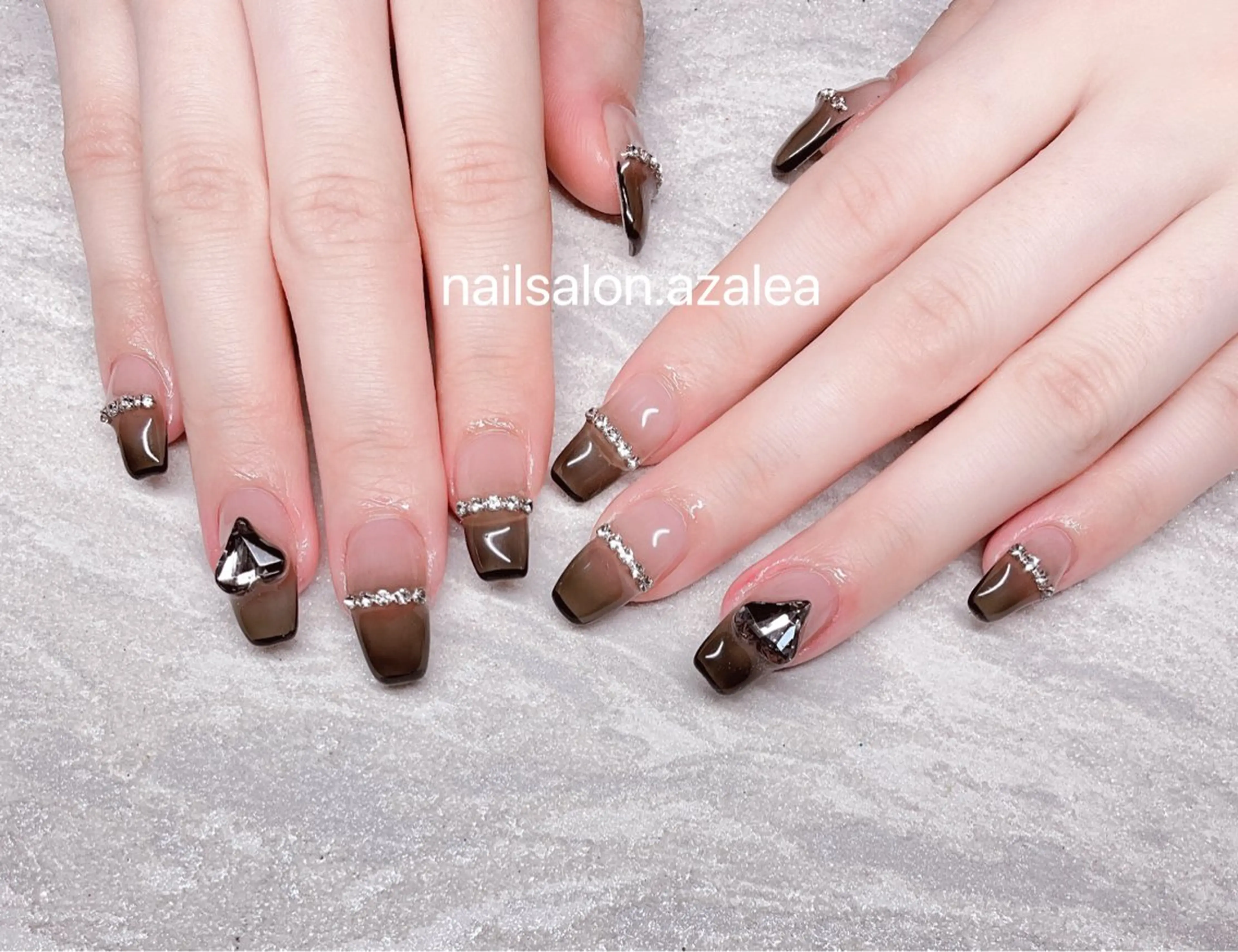 ネイル ハンドネイル R inのネイルデザイン