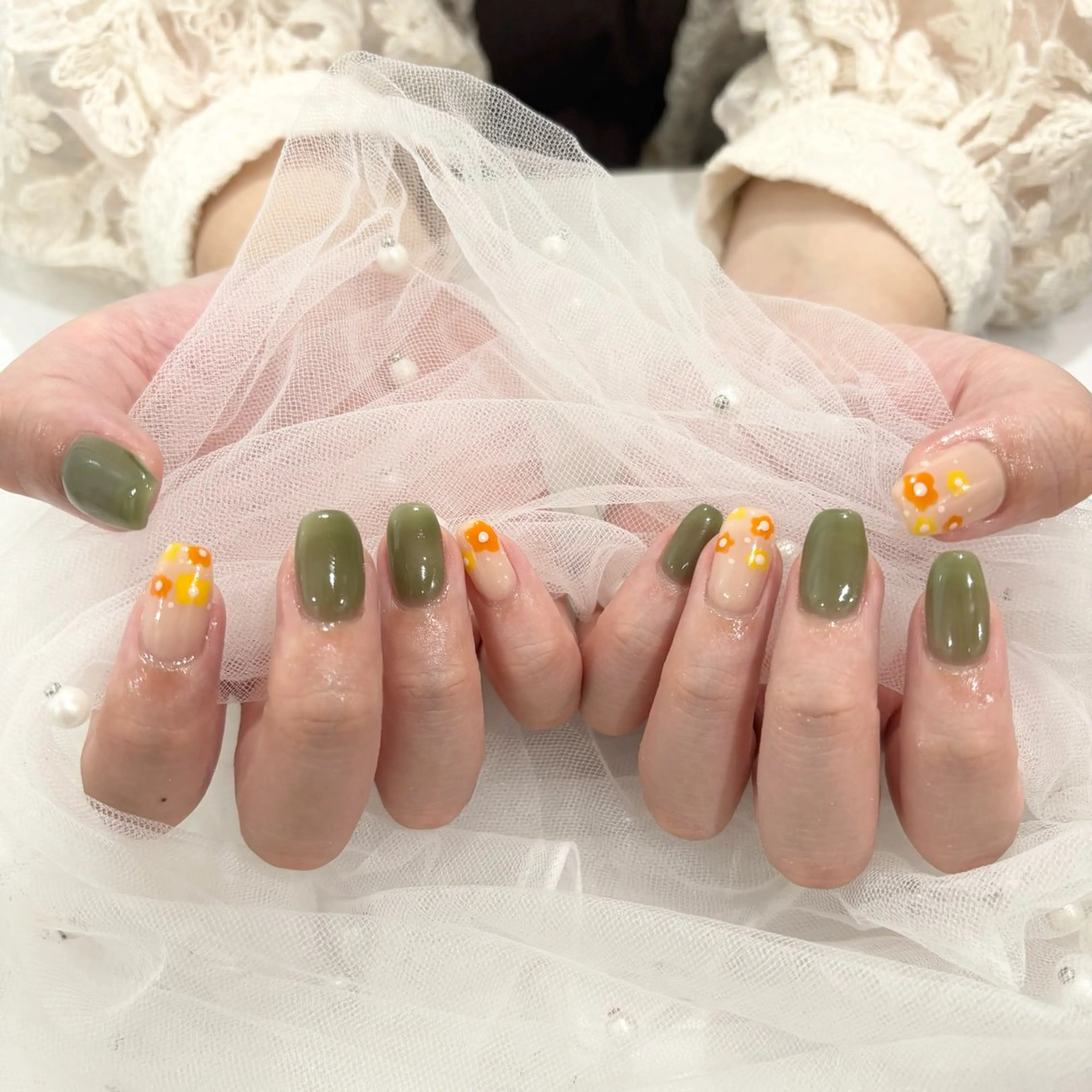 ネイル ＿WHITE+南海難波店所属・_WHITE+ 南海難波店のネイルデザイン