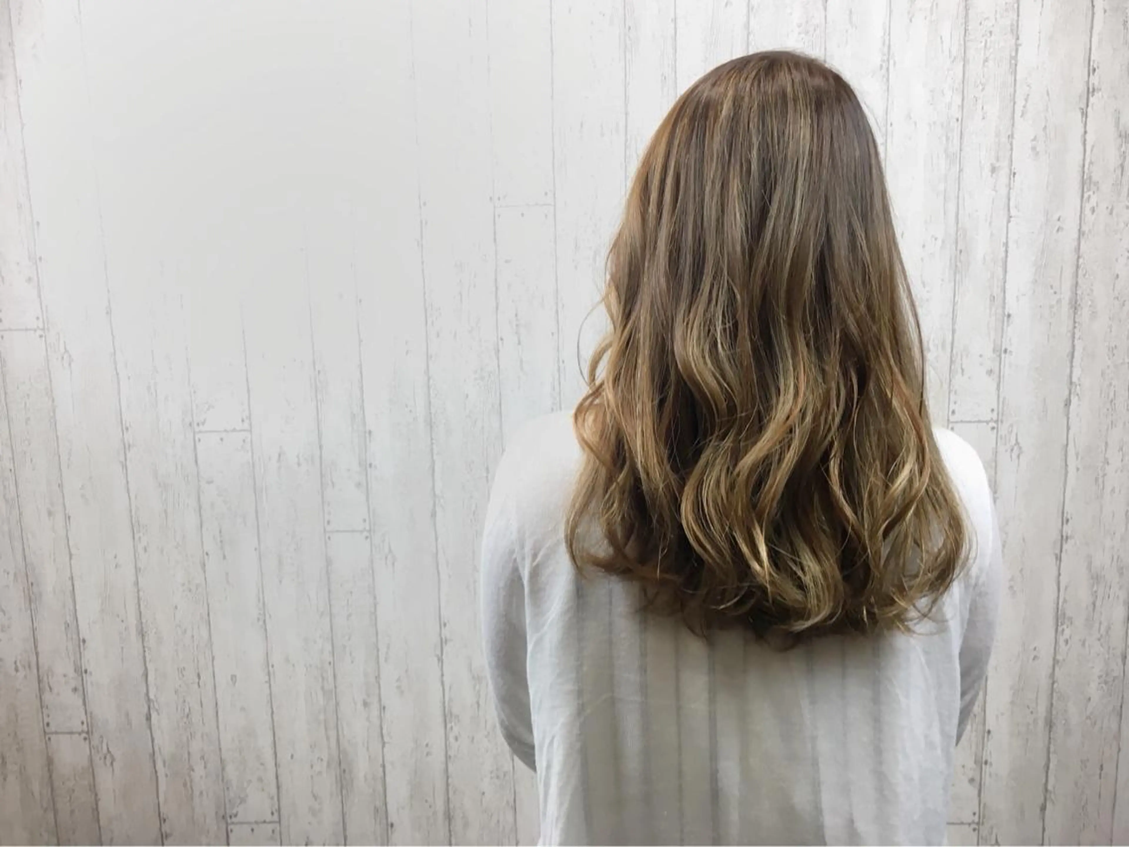 セミロング カラー カット ヘアカラー カット／メンズカット 藤田麻衣のヘアスタイル