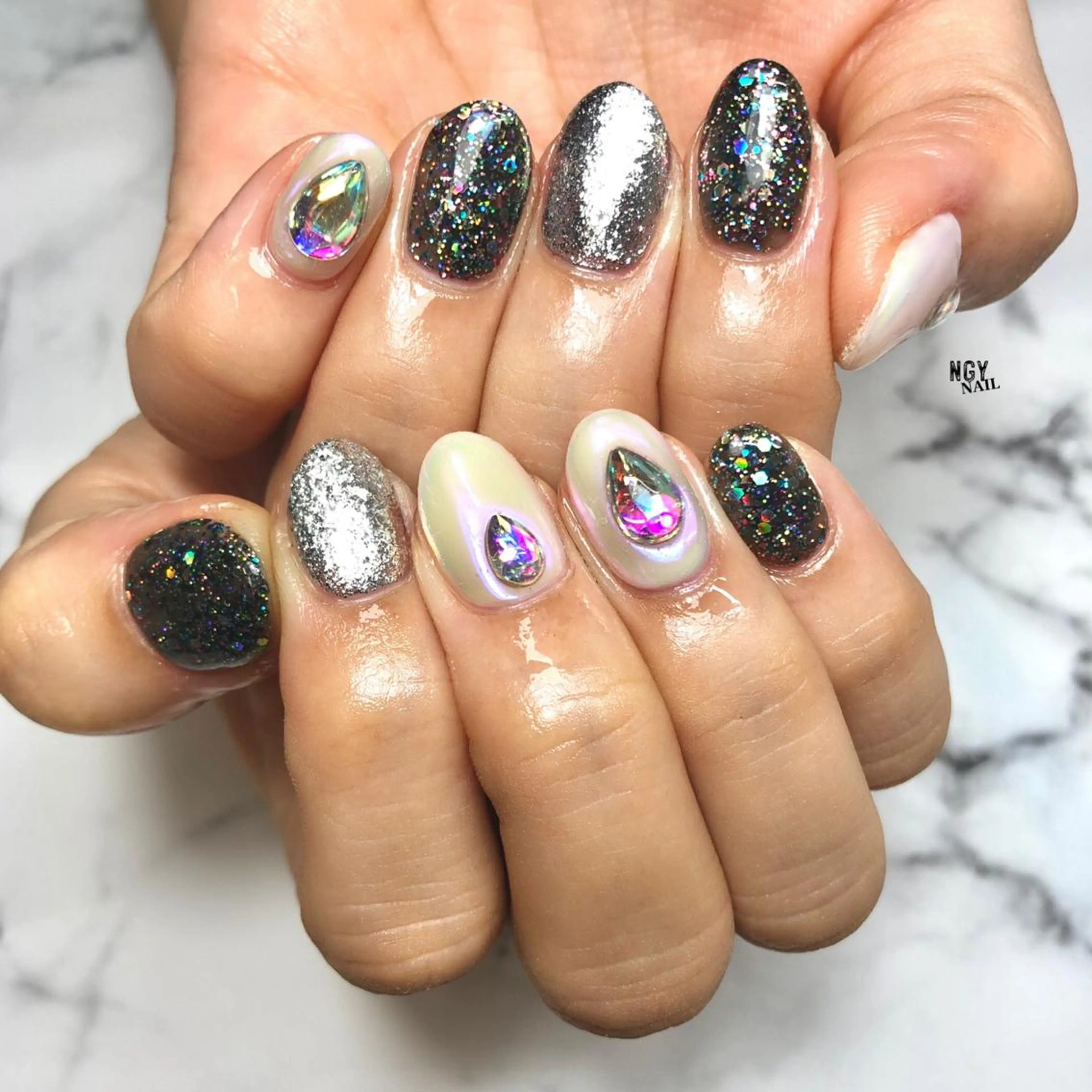 ネイル オーロラネイル ジェルネイル パラジェル NAIL NOWのネイルデザイン