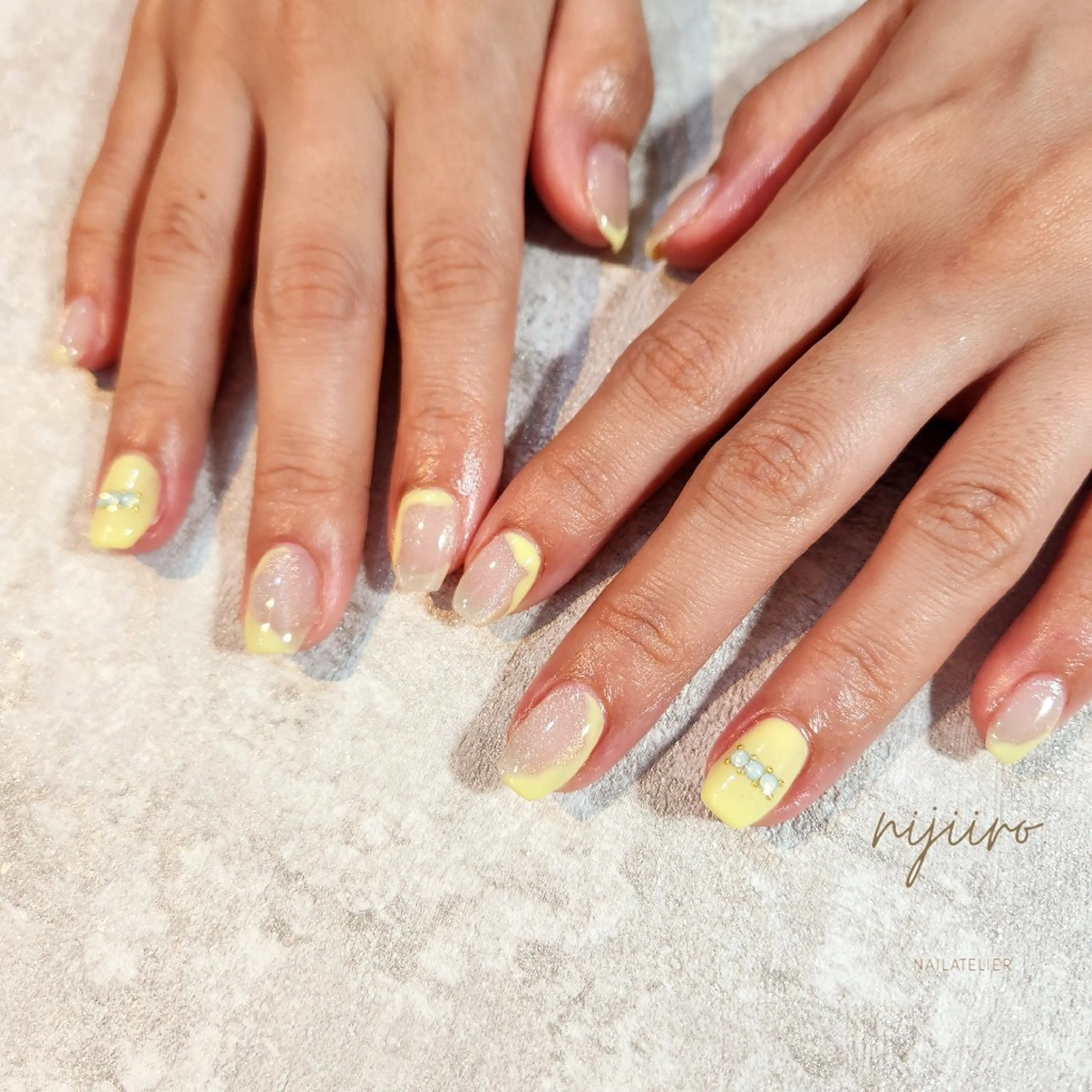 ネイル ハンドネイル nailatelier nijiiro.所属・nijiiro🌈 サトウのネイルデザイン
