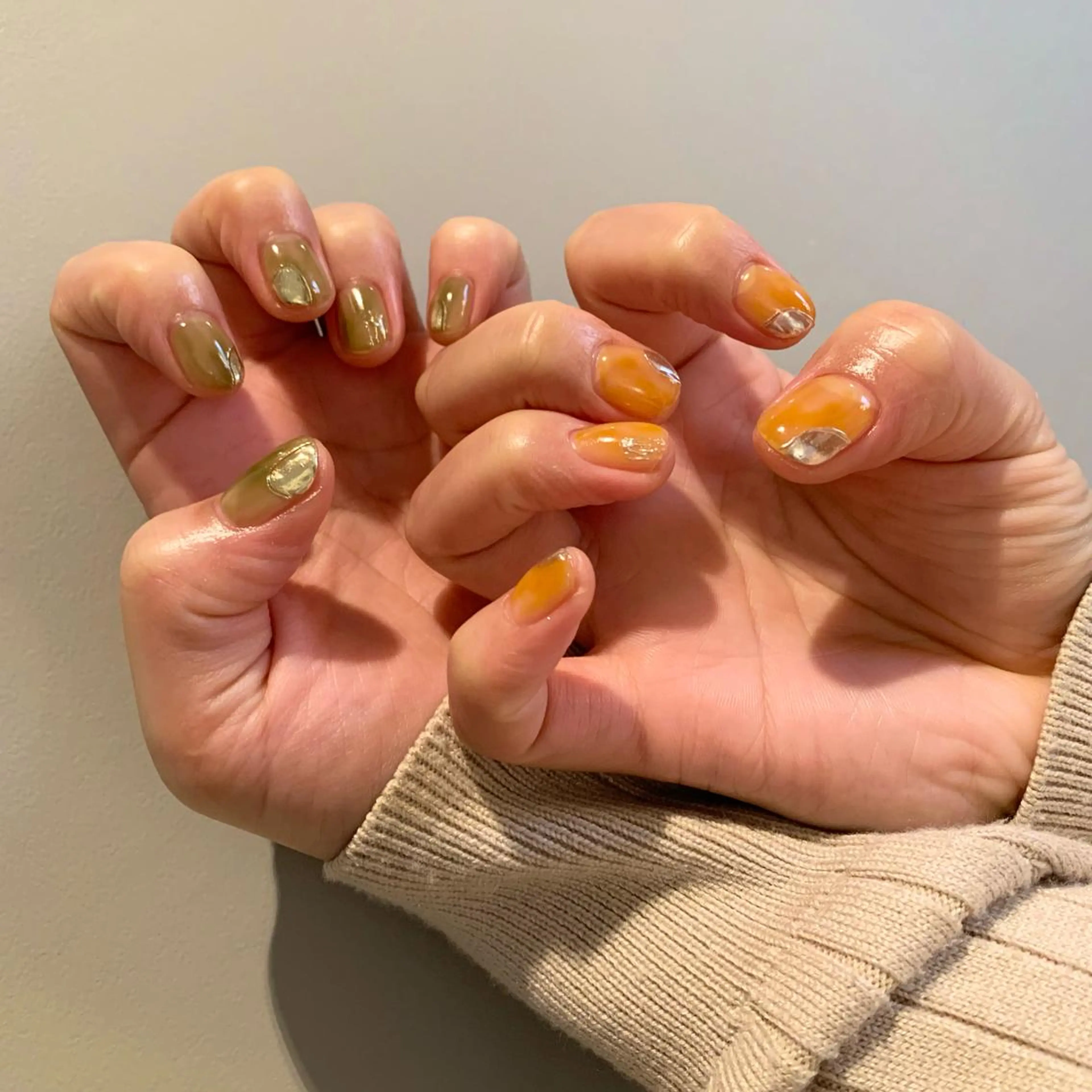 ネイル ハンドネイル ウシク ミユキのネイルデザイン