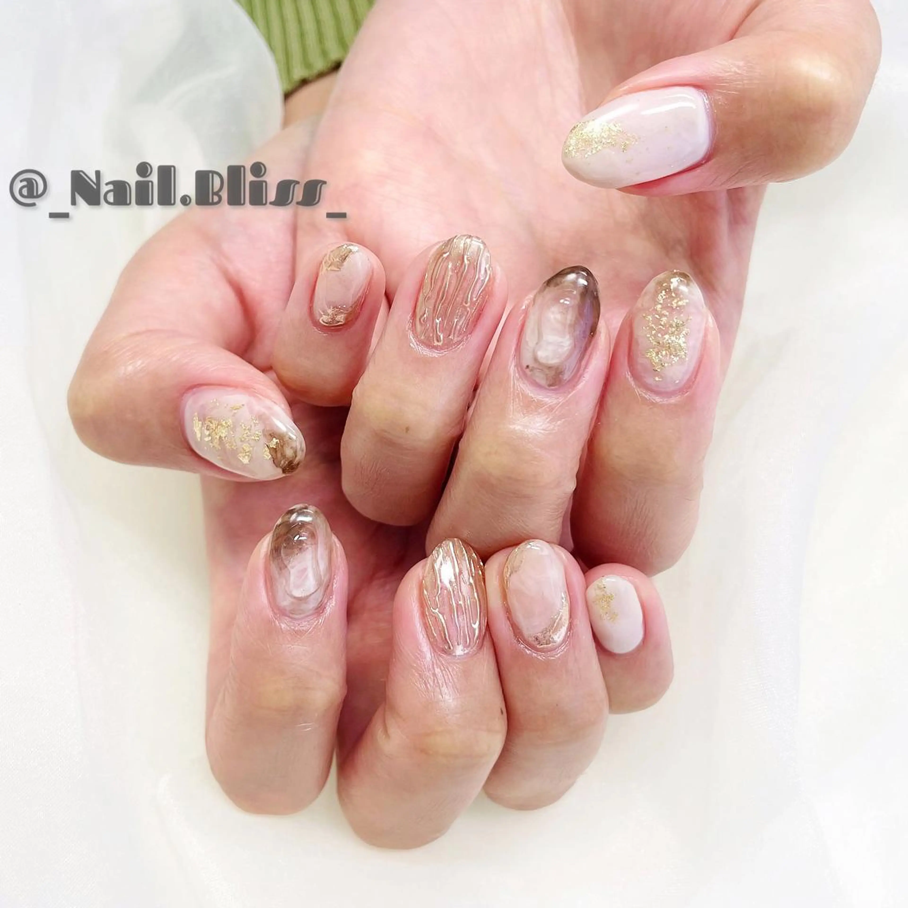 ネイル ニュアンスネイル ハンドネイル NAIL BLISSのネイルデザイン