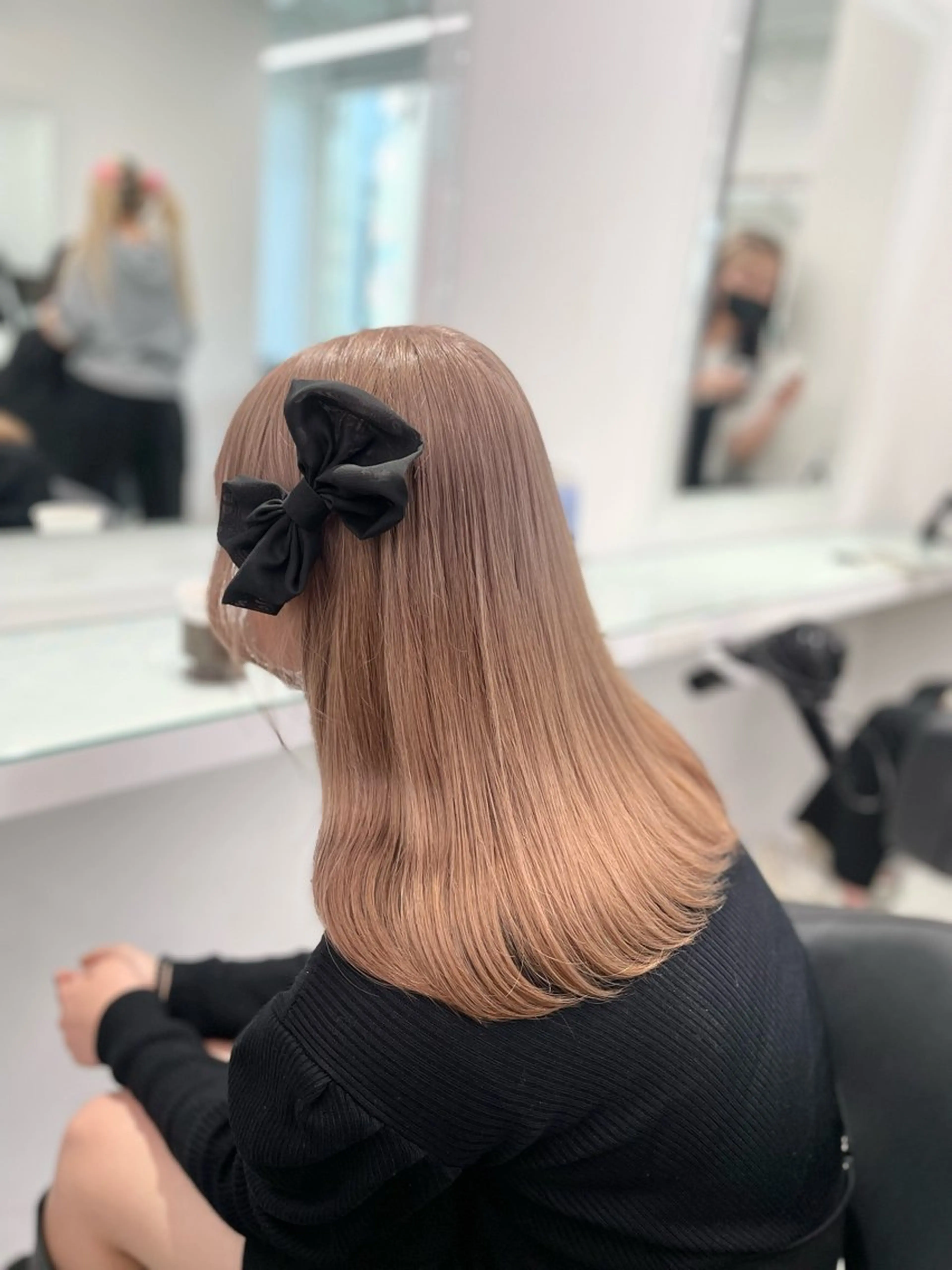 セミロング カラー ヘアカラー トリートメント ヘッドスパ ヘアセット ❄最強かわいいカラー ❄️MINA❄️のヘアスタイル