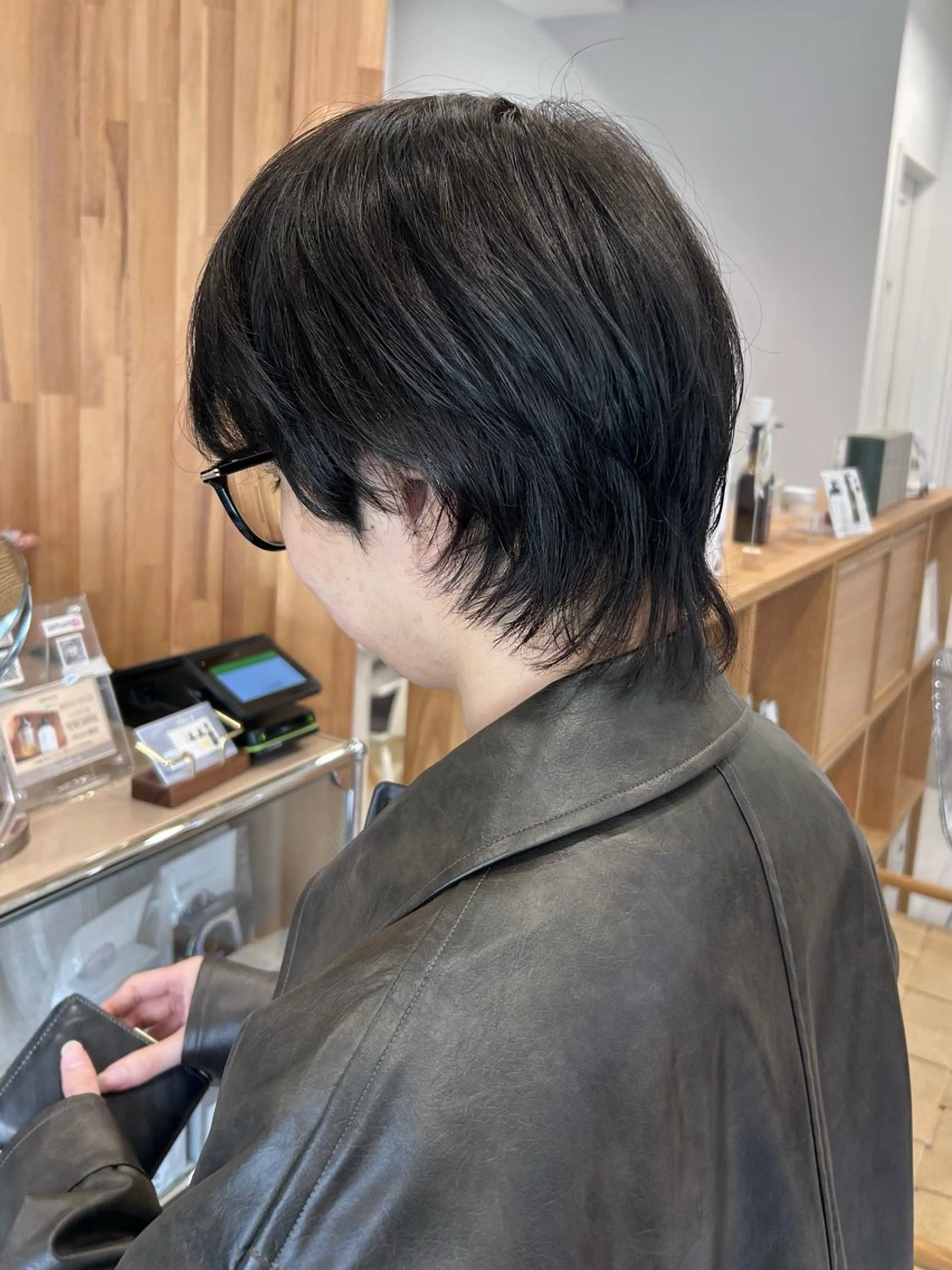 ショート カラー メンズ カット ヘアカラー トリートメント レイヤーカット🐺 hina🩶のヘアスタイル