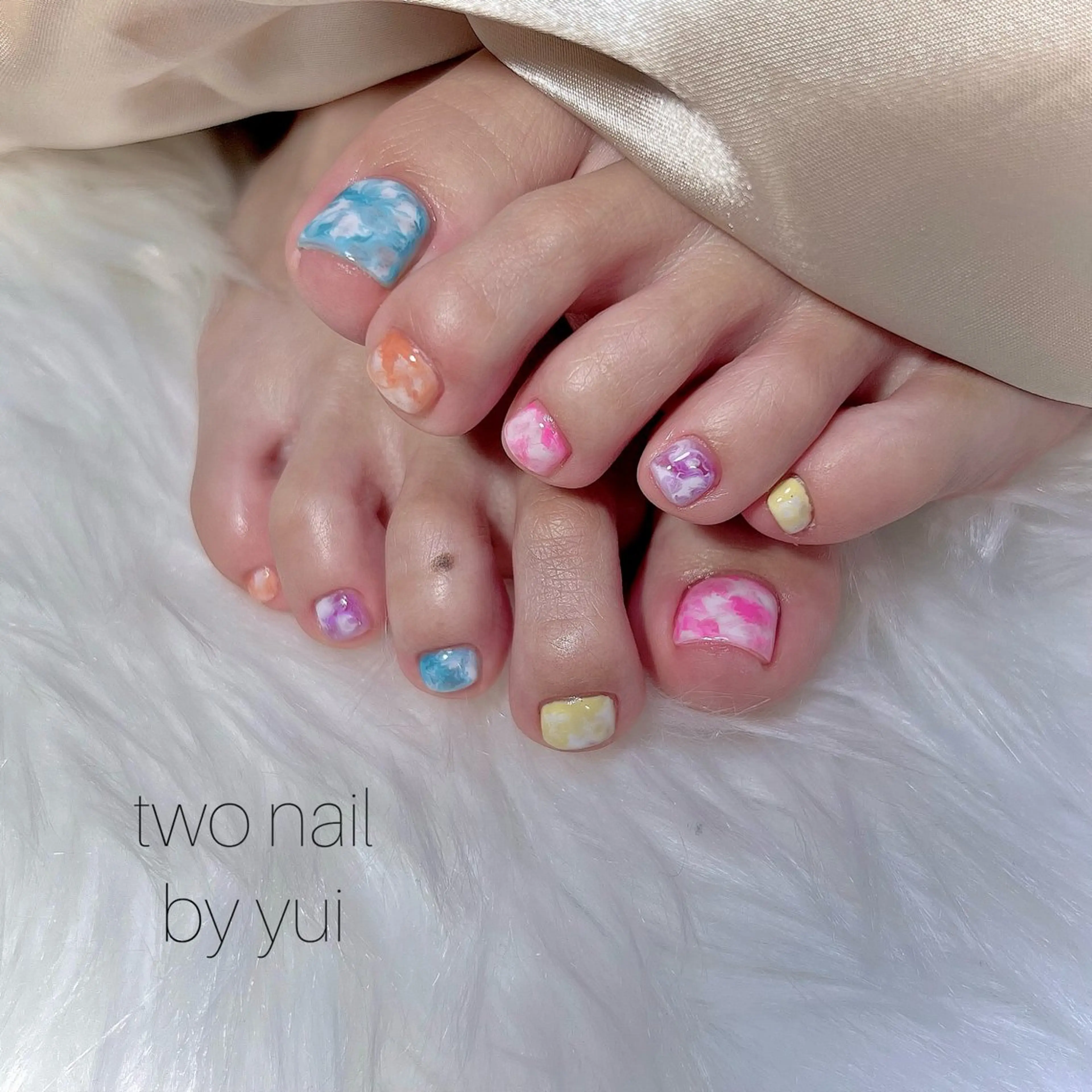 ネイル アートネイル ネイルチップ ホワイト フットネイル two nailのネイルデザイン