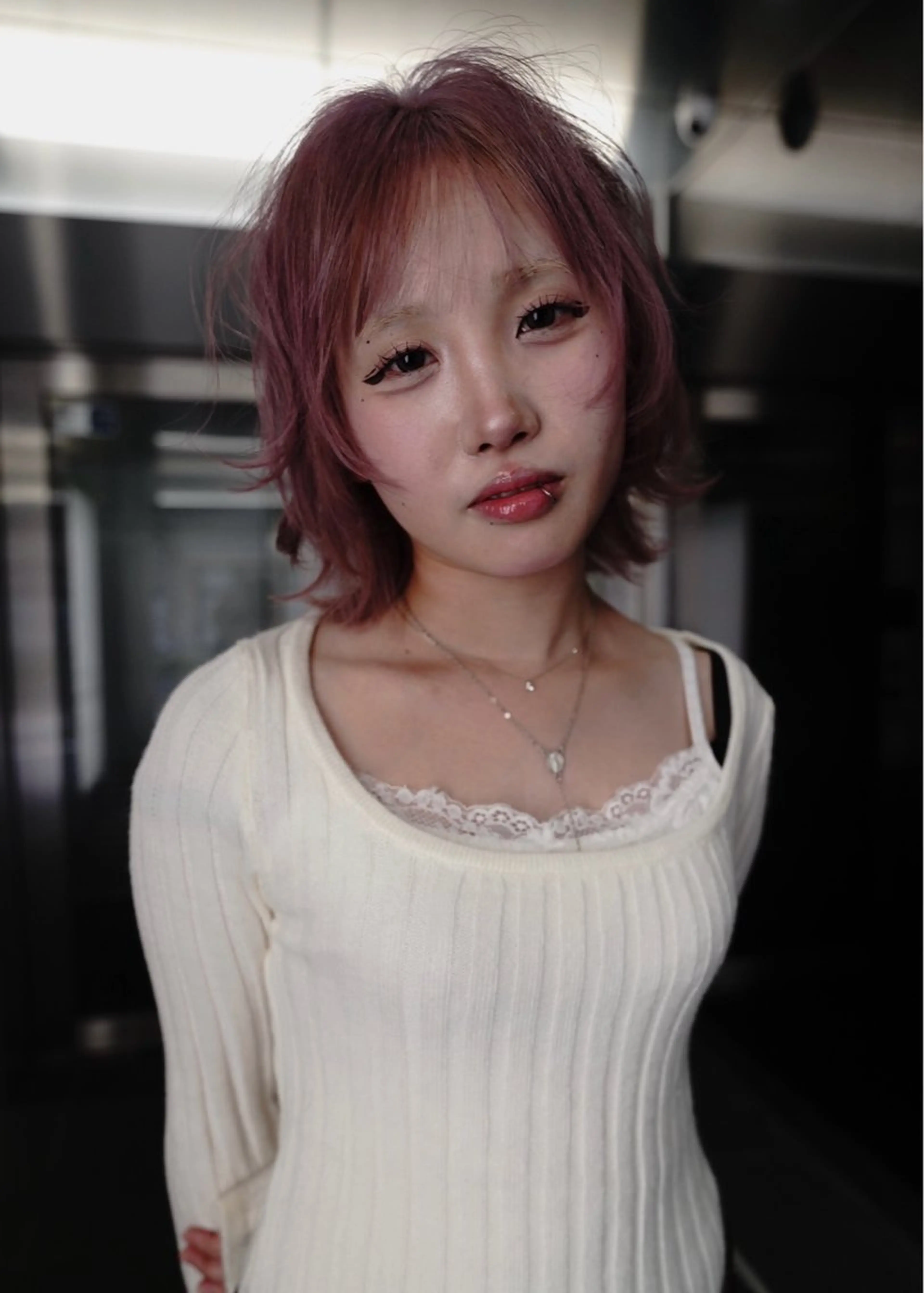 ミディアム カラー naito/ブリーチ /エクステ/縮毛のヘアスタイル