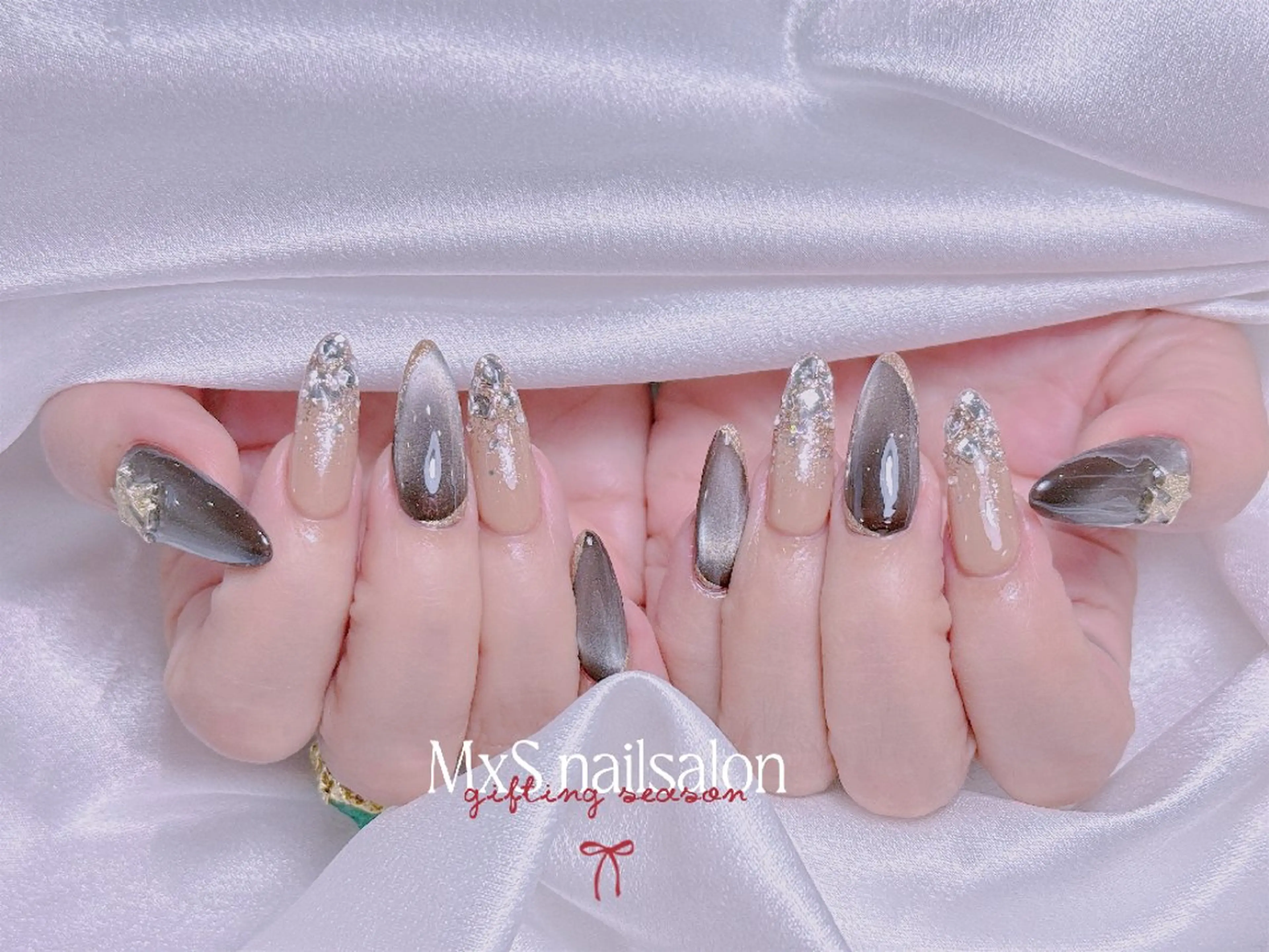 ネイル ジェルネイル 韓国ネイル マグネットネイル パラジェル バレンタイン ハンドネイル ハンドケア MxS Nail(長さだし/フィルイン/マグネット/韓国ネイル/ワンホンネイル/ワンカラー)所属・MxS リィリィのネイルデザイン