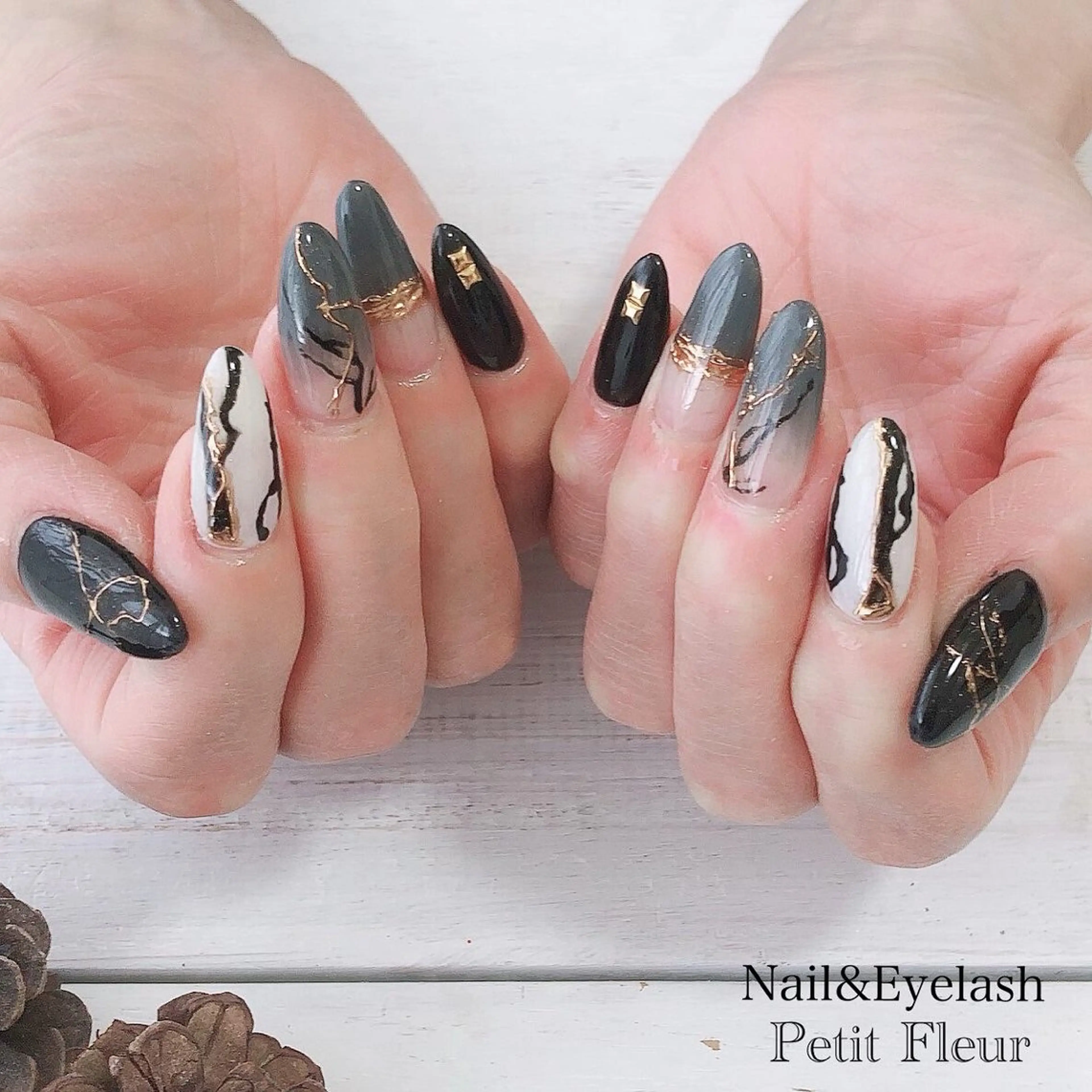 ネイル Petit Fleur所属・青柳 亜梨奈のマツエク・マツパデザイン