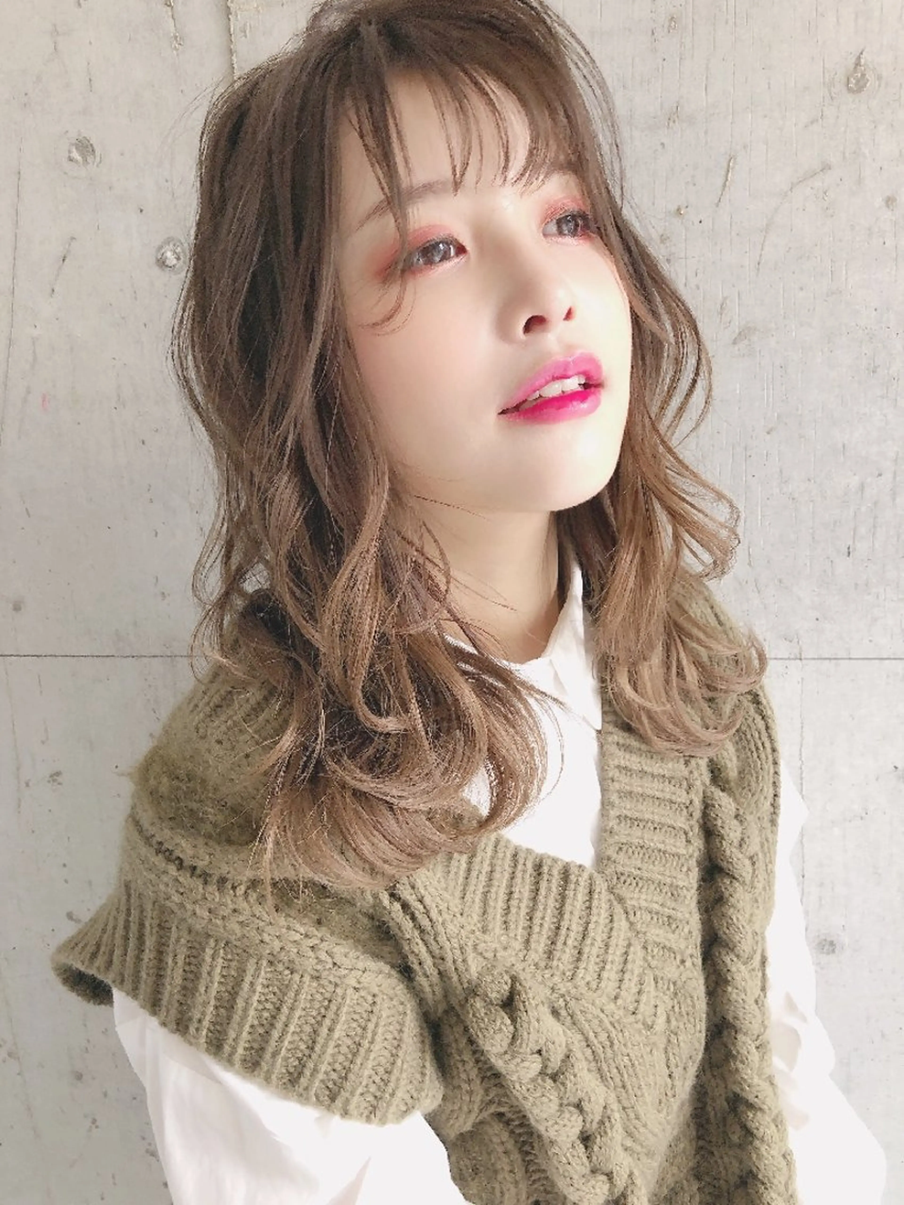 セミロング サロウィン銀座ray店所属・シノヅカ ケンゾーのヘアスタイル