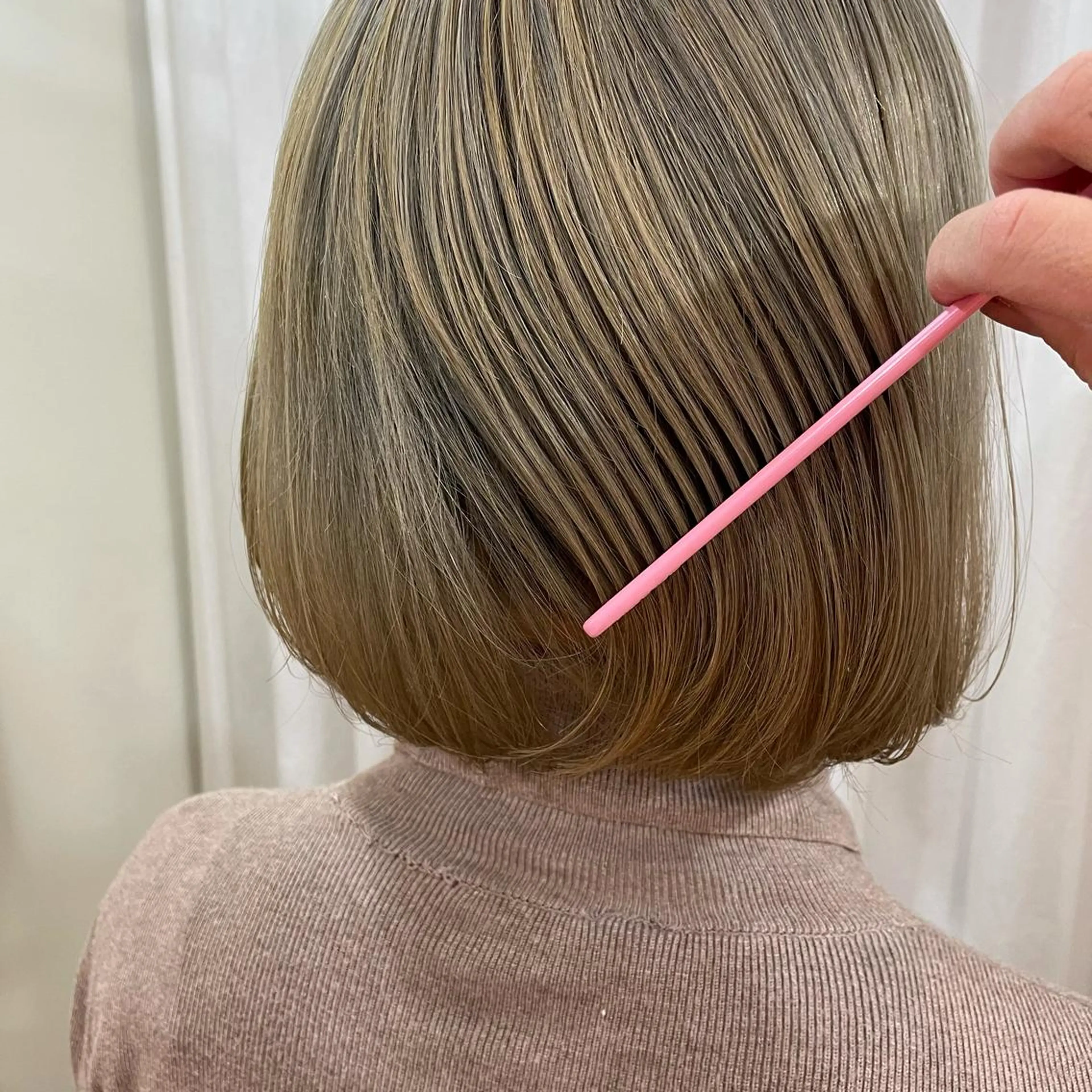 ショート カラー ヘアアレンジ ブリーチ シルバー カット ヘアカラー トリートメント ヘッドスパ なつき/艶ピンク/ girly hairのヘアスタイル