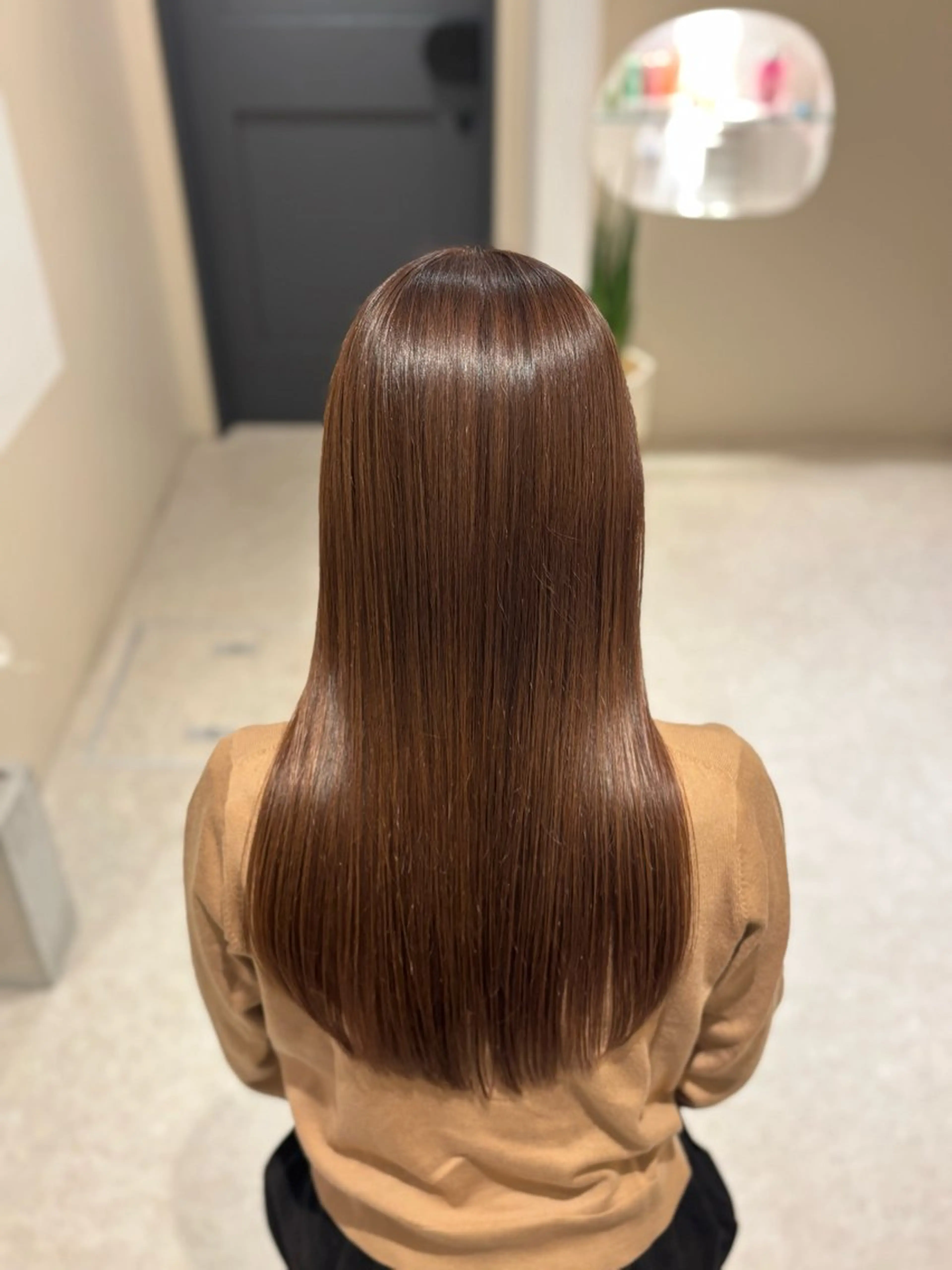 セミロング カラー 縮毛矯正 トリートメント 篠崎 加奈のヘアスタイル