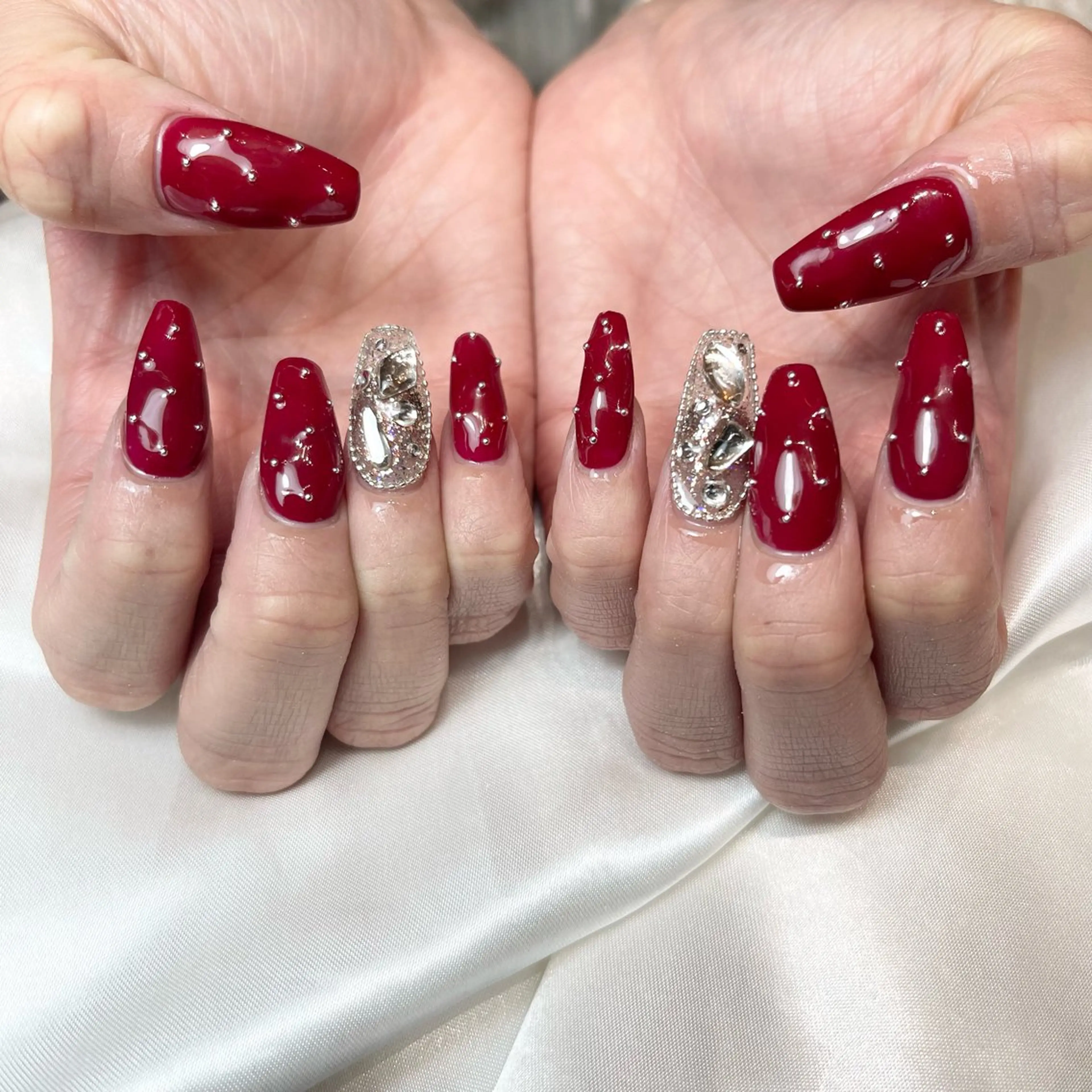 ネイル ボルドー ハンドネイル salon de Tiara 碧のネイルデザイン