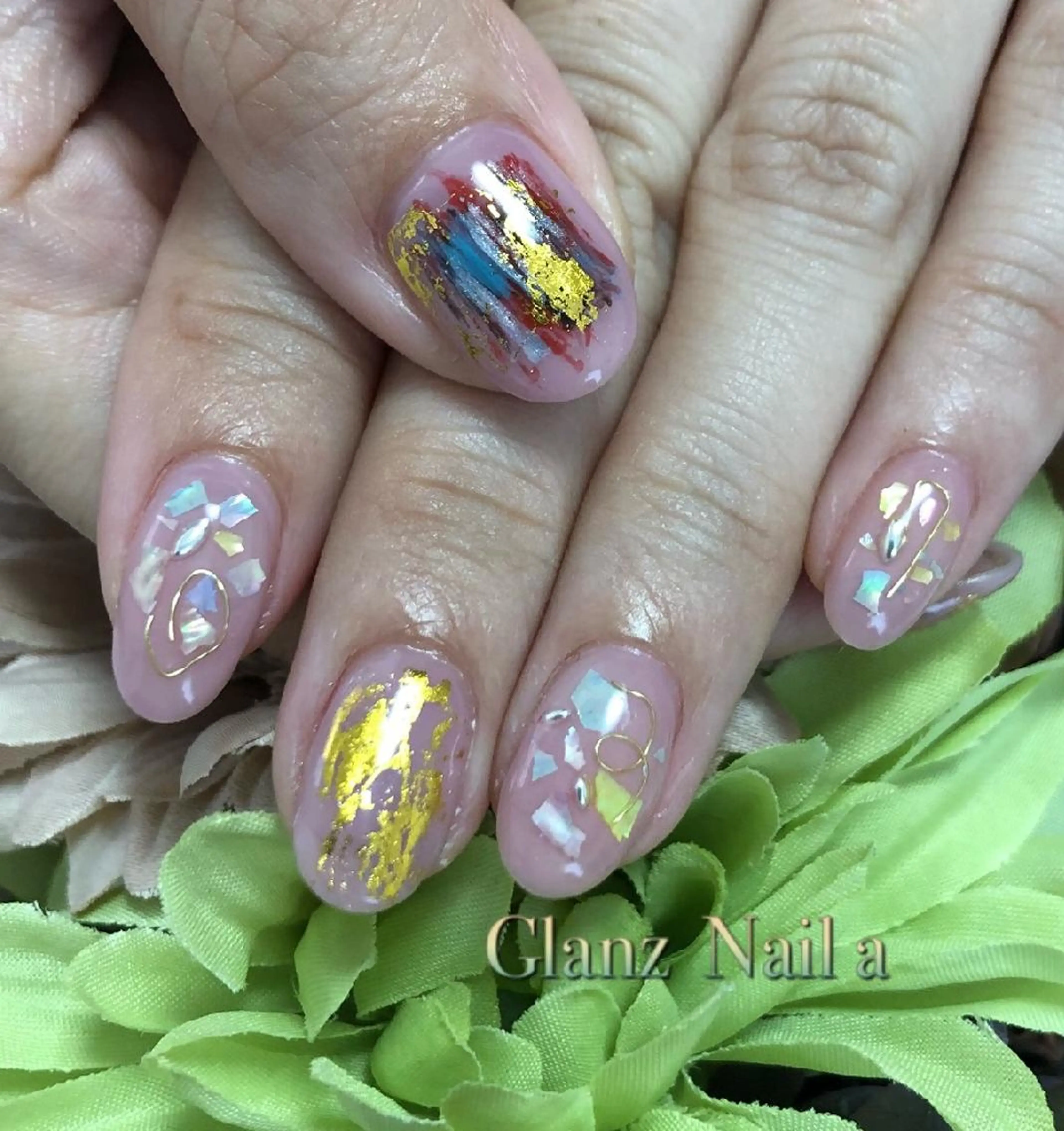 ネイル ニュアンスネイル Glanz  Nail aのネイルデザイン