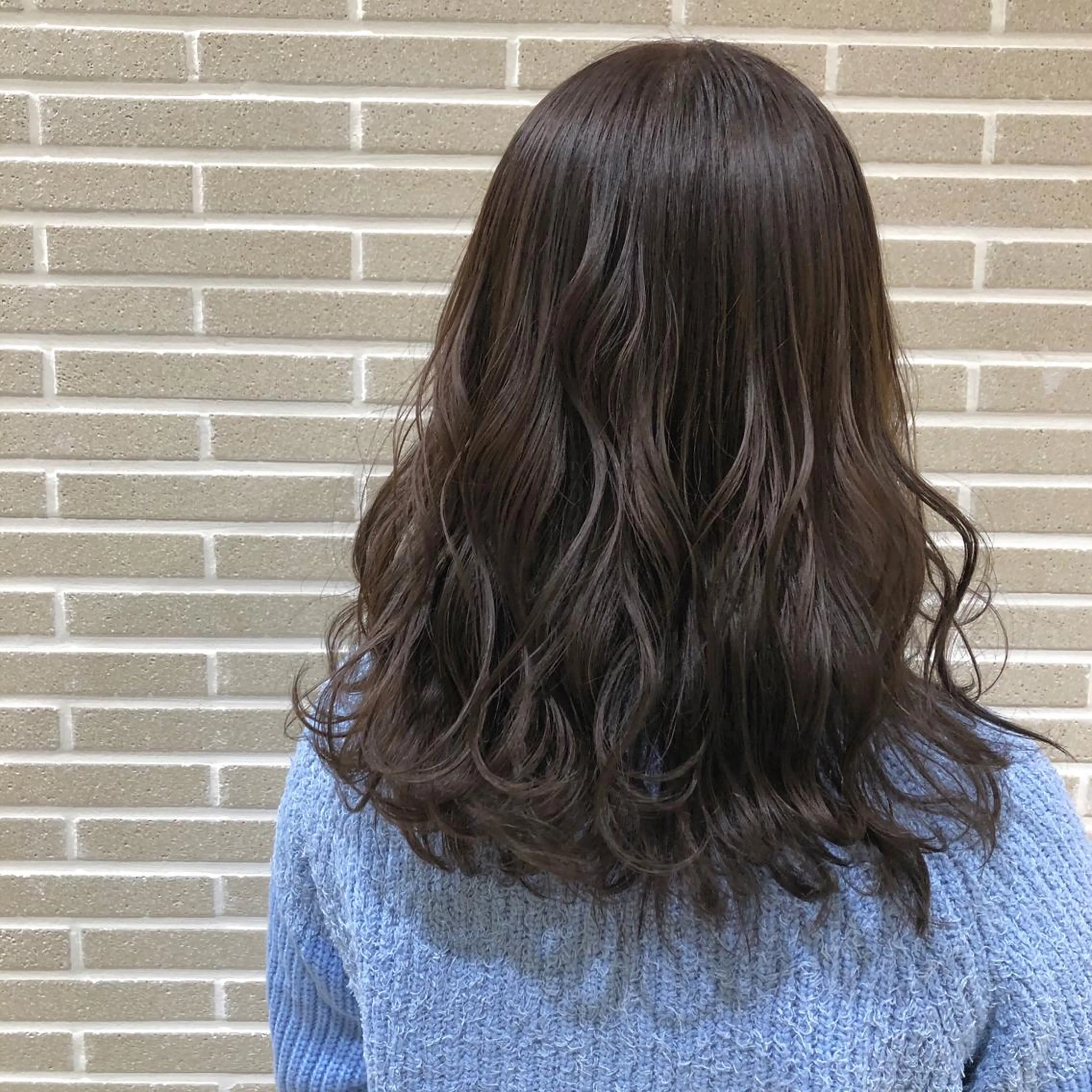 ロング カット ヘアカラー トリートメント 植田 菜月のヘアスタイル