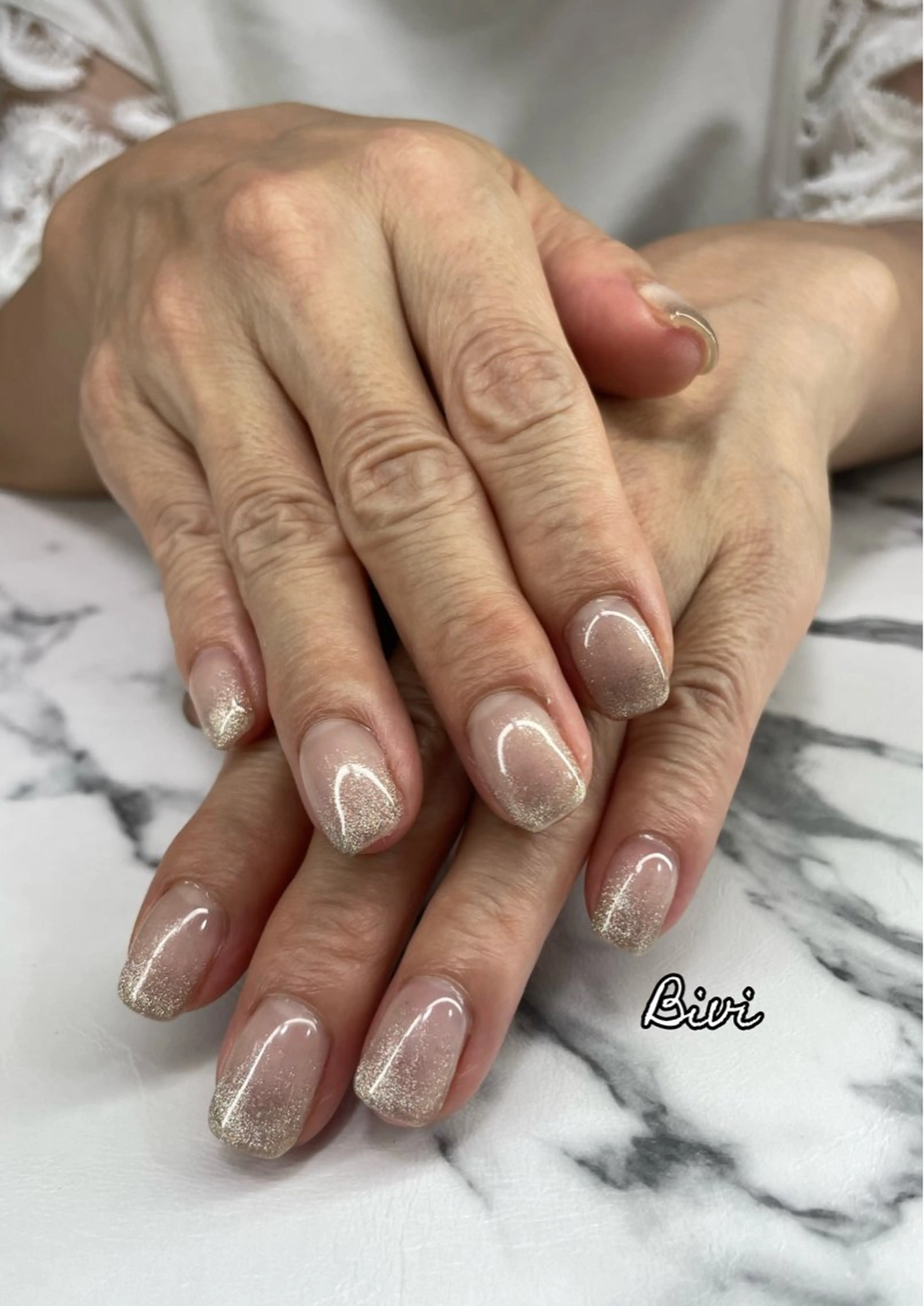 ネイル アートネイル フラッシュネイル ラメ(グリッター) マグネットネイル シルバー ハンドネイル ハンドケア ♡Bivi♡自爪に 優しいネイルサロンのネイルデザイン