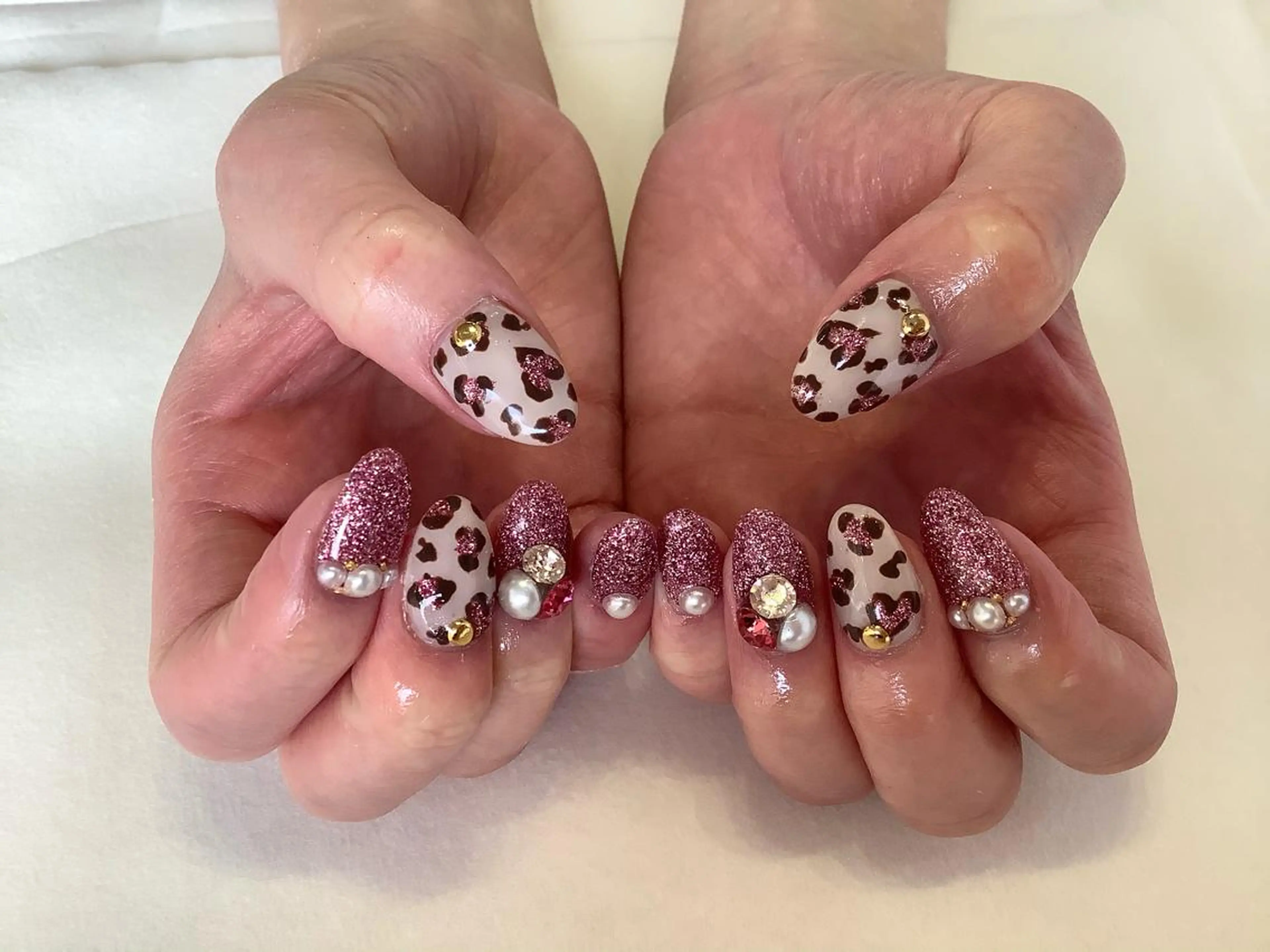 ネイル ハンドネイル 💎🐰 saki. m 🐰💎のネイルデザイン