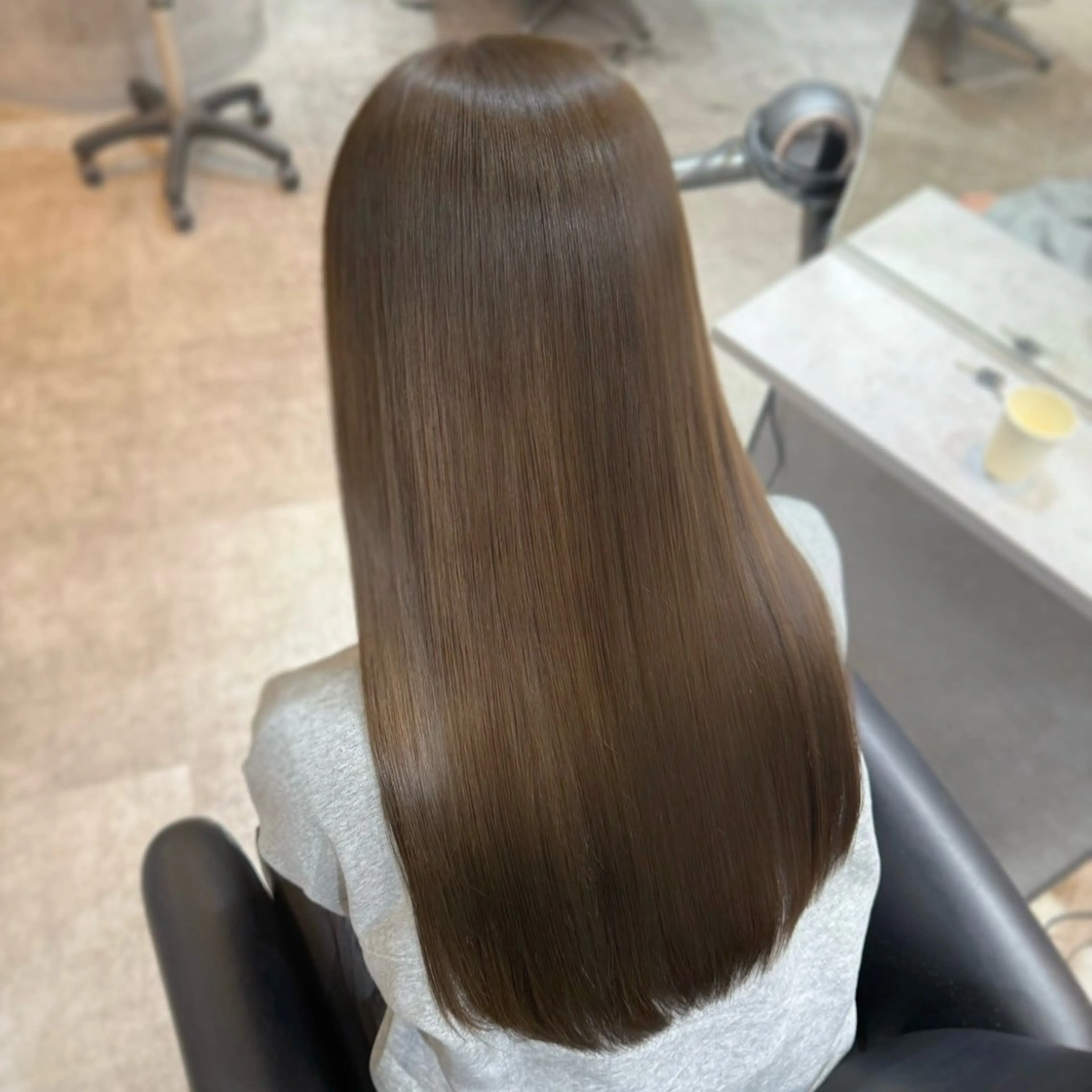 【✨大人気✨】メンテナンスカット＋コスメストレート＋高保湿トリートメント🌼の写真