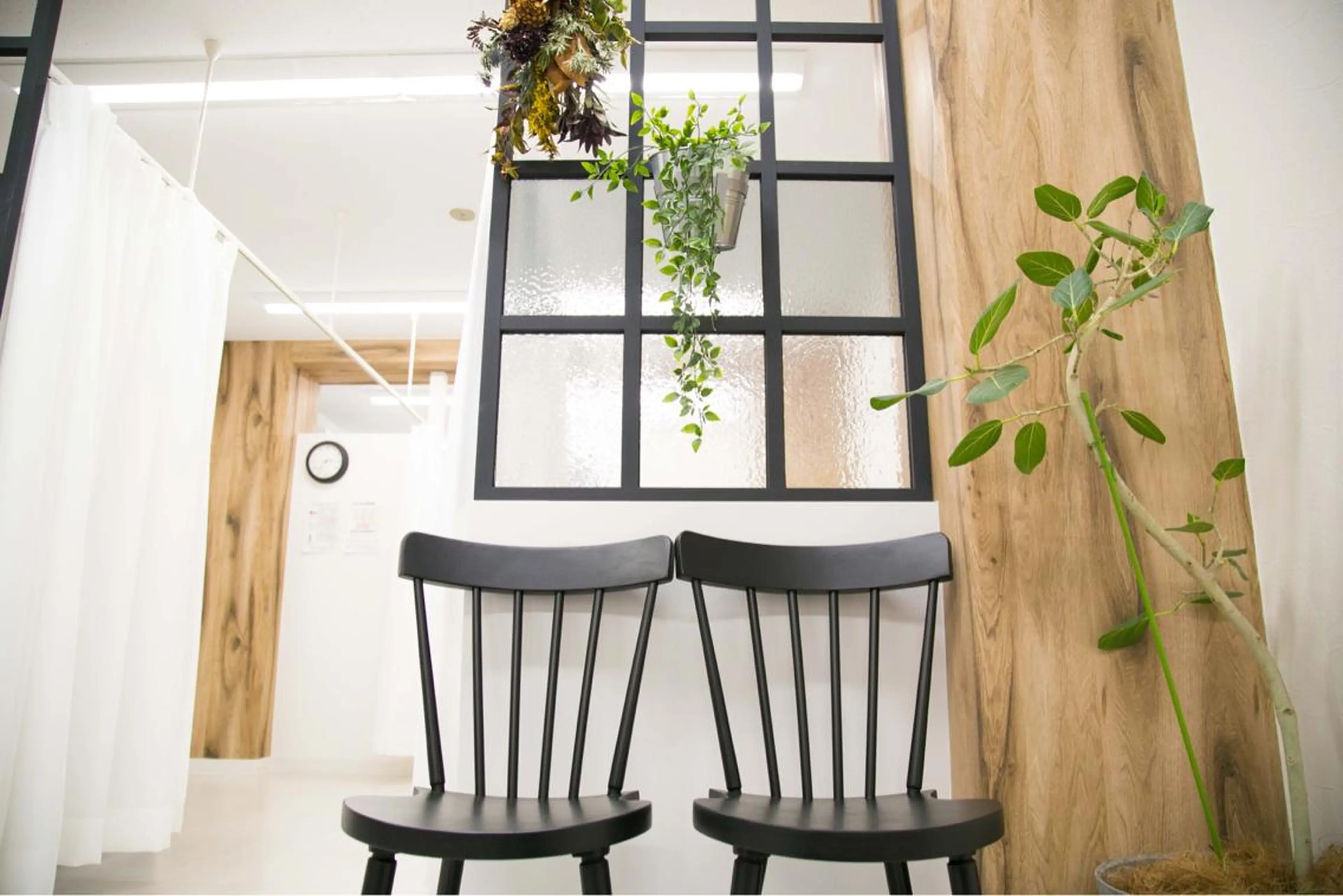 ショート キッズ ネイル マツエク・マツパ W.eyelash所属・ダブリュー アイラッシュの眉毛・アイブロウイメージ