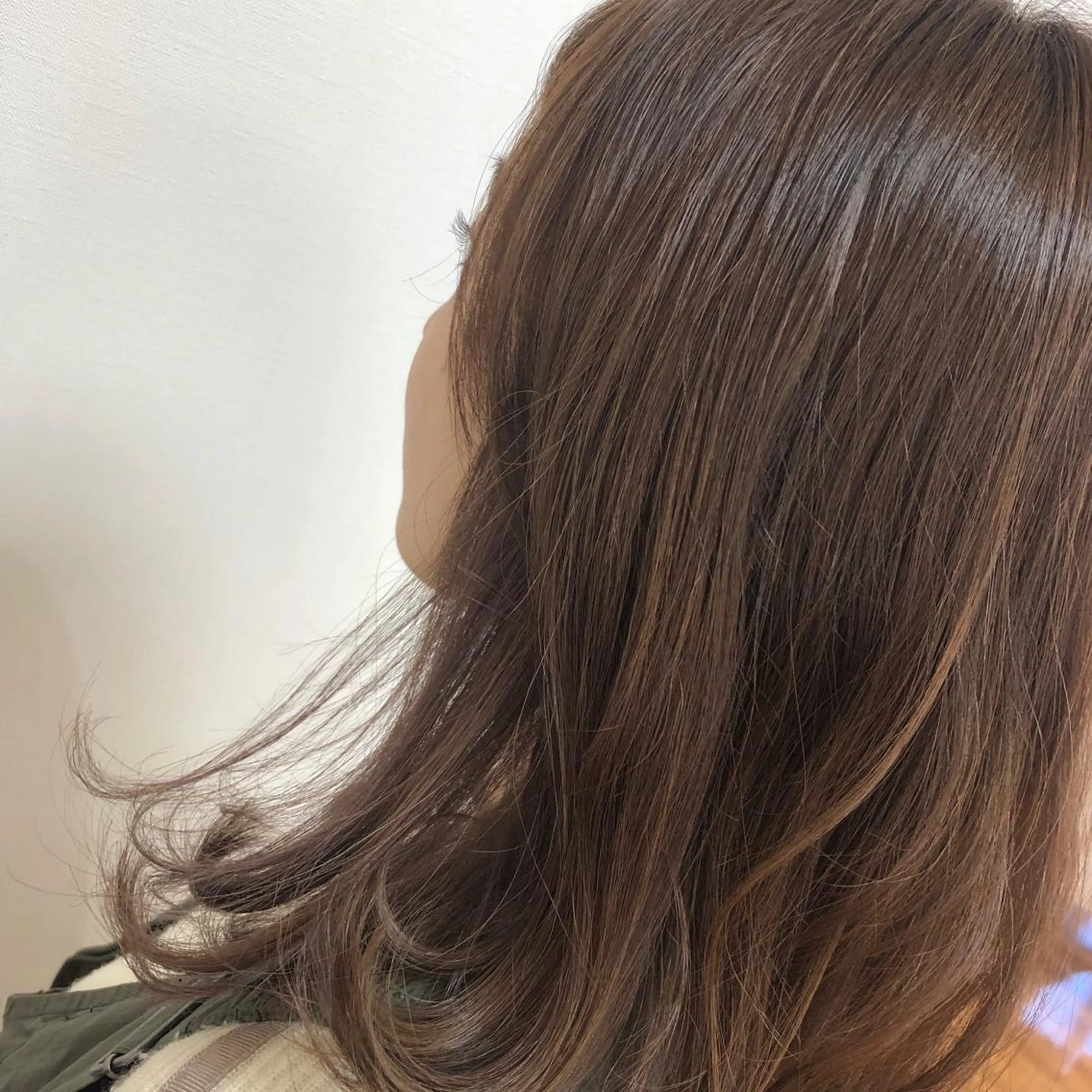 カラー アッシュ アッシュブラウン ブラウンカラー ヘアカラー HAIR&FACE 　STYLE所属・☁️Stylist Karin☁️のヘアスタイル