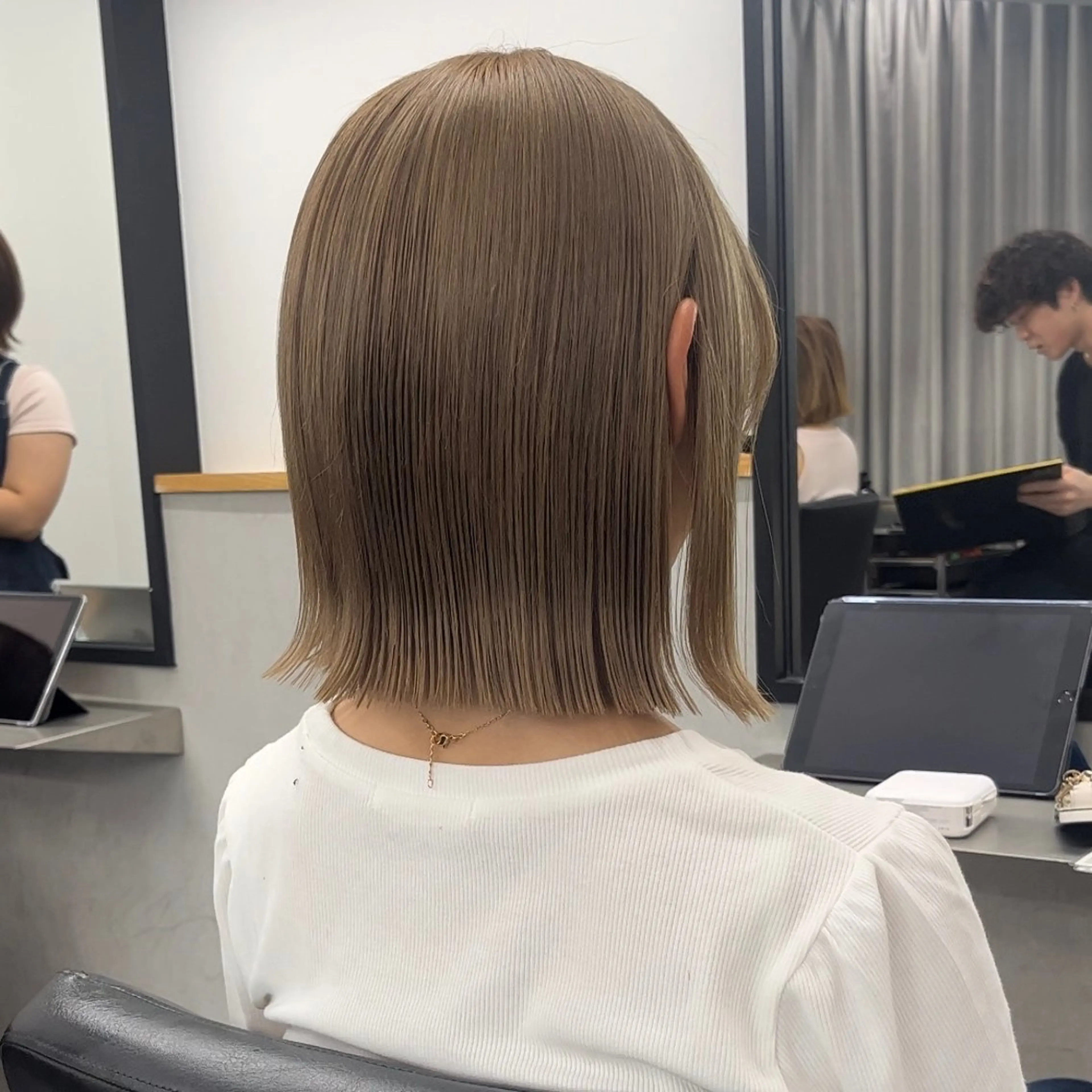 ミディアム Laff新宿所属・髪質改善/縮毛矯正/ ボブ/新宿/伊藤豊のヘアスタイル