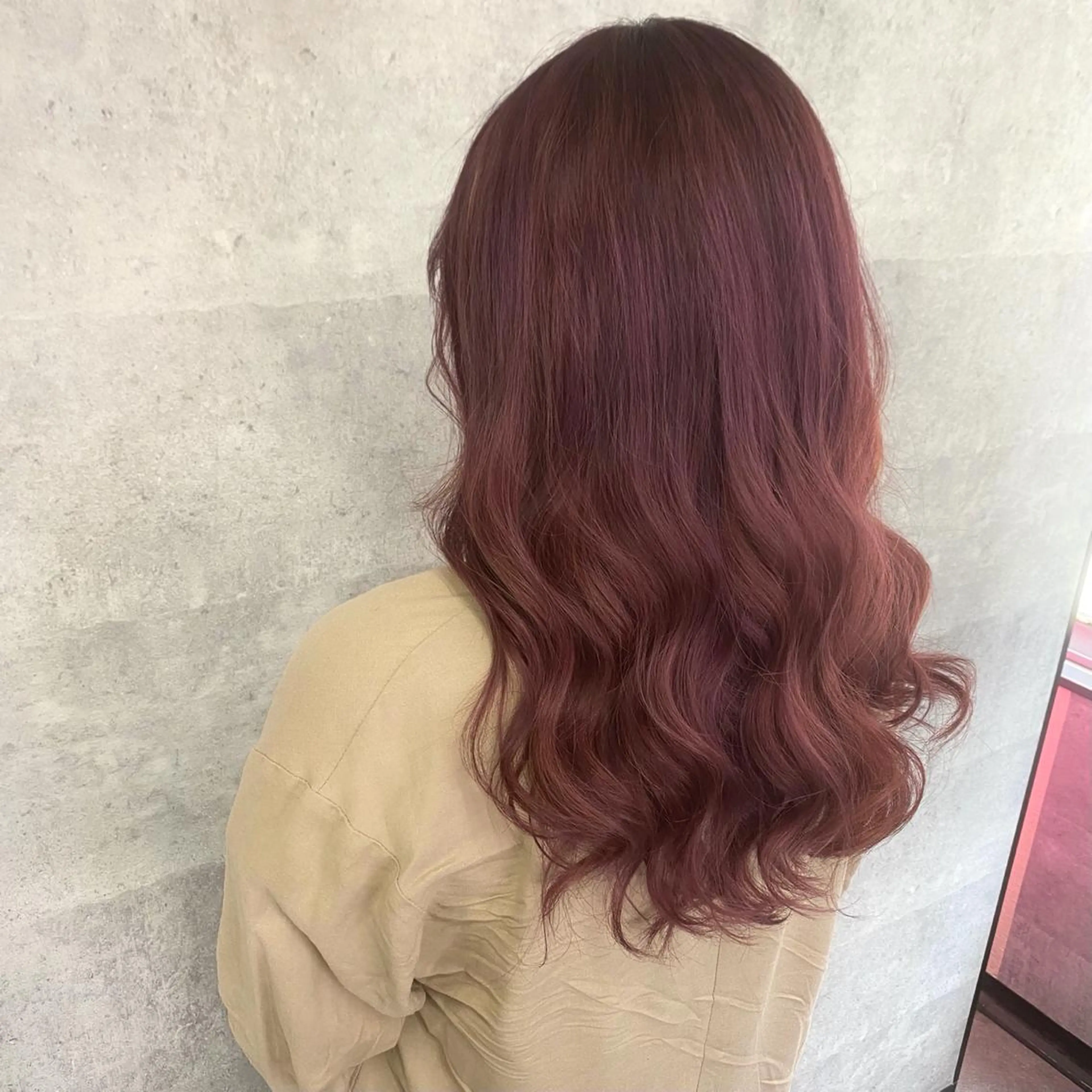 ロング カラー ヘアカラー シールエクステ特化 ハイトーン、NANAのヘアスタイル