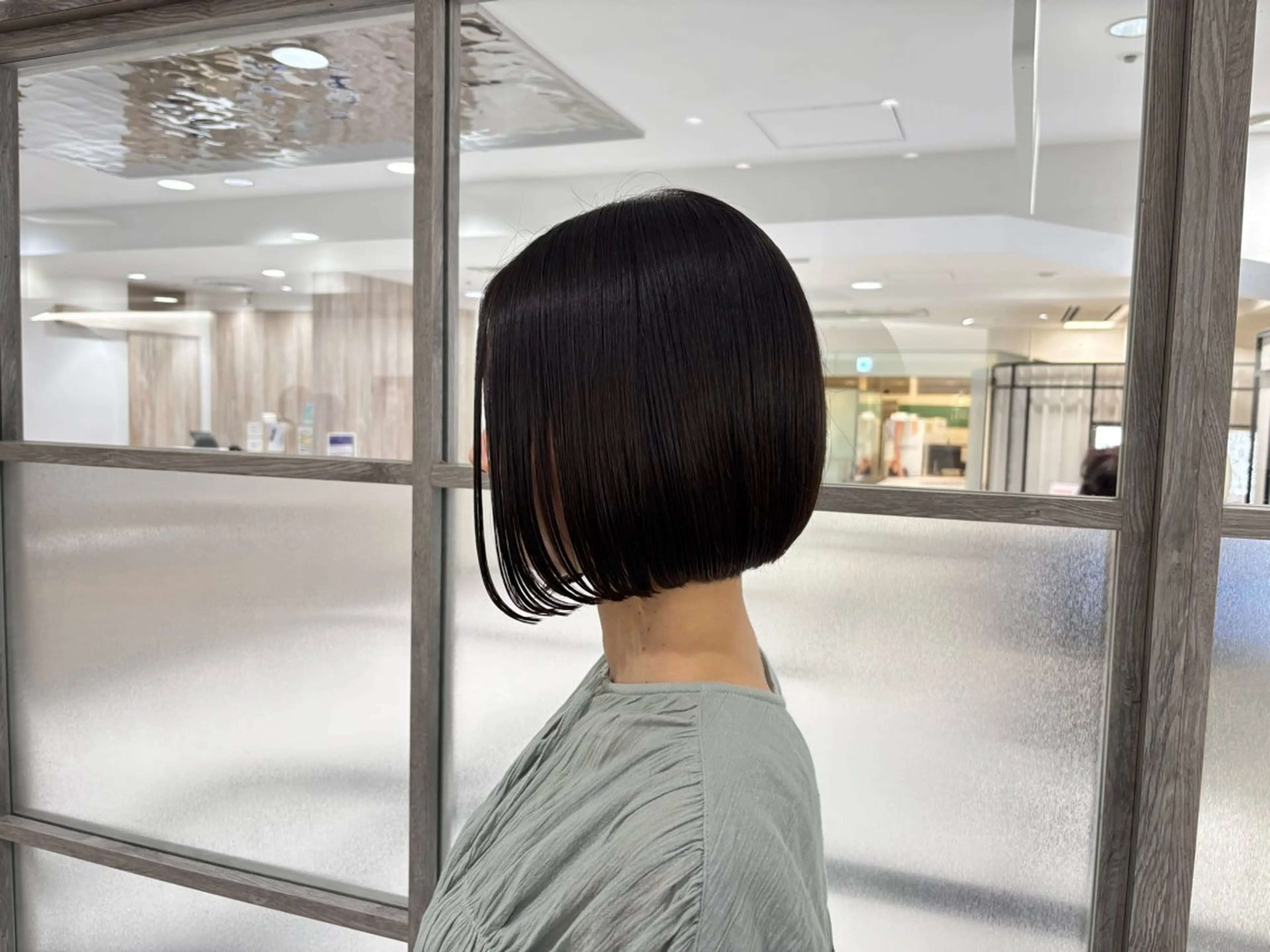 ショート ボブ カット ヘアカラー トリートメント air-yokohama所属・青木 翔海のヘアスタイル