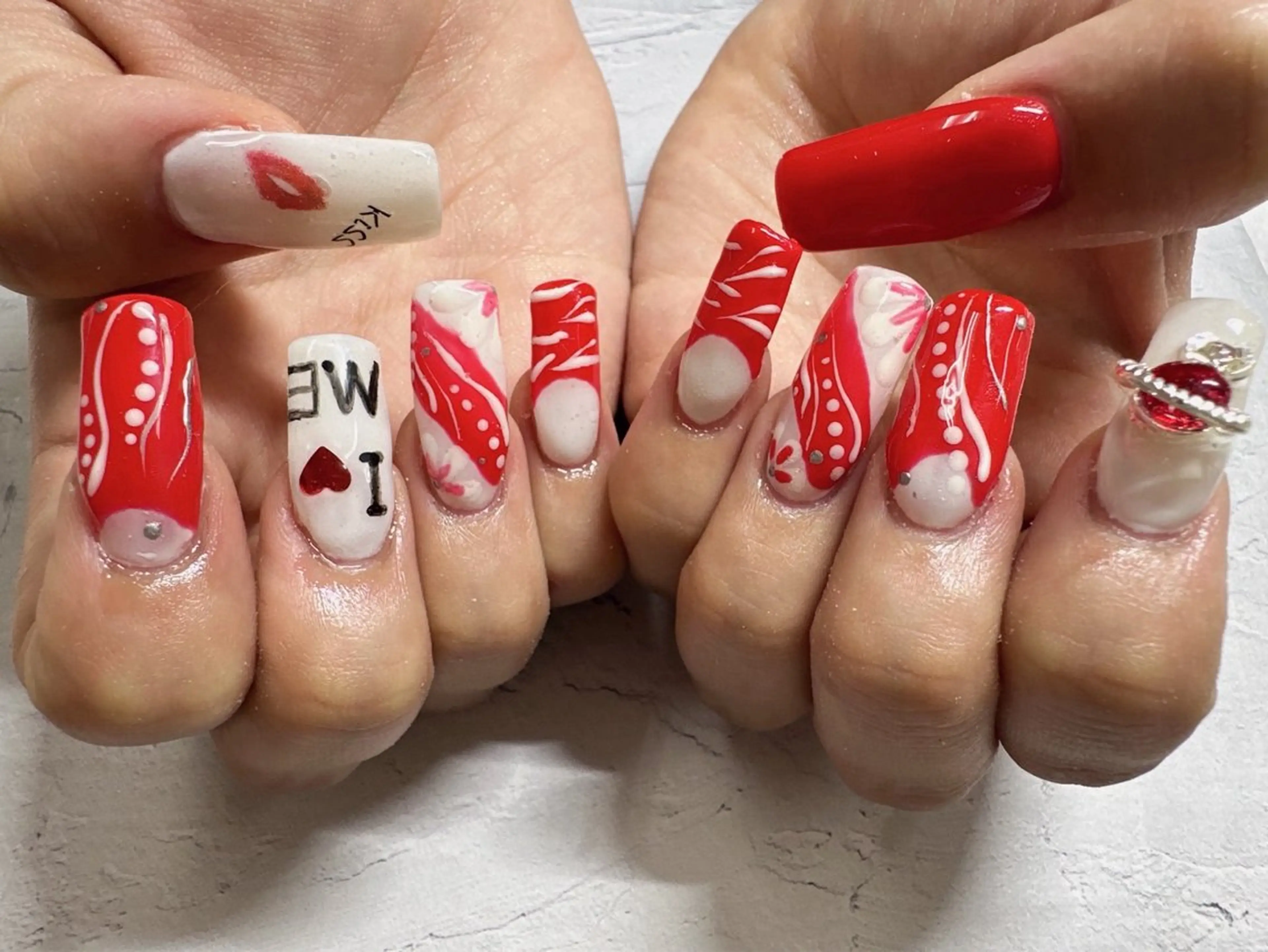 ネイル Minoan Tのネイルデザイン