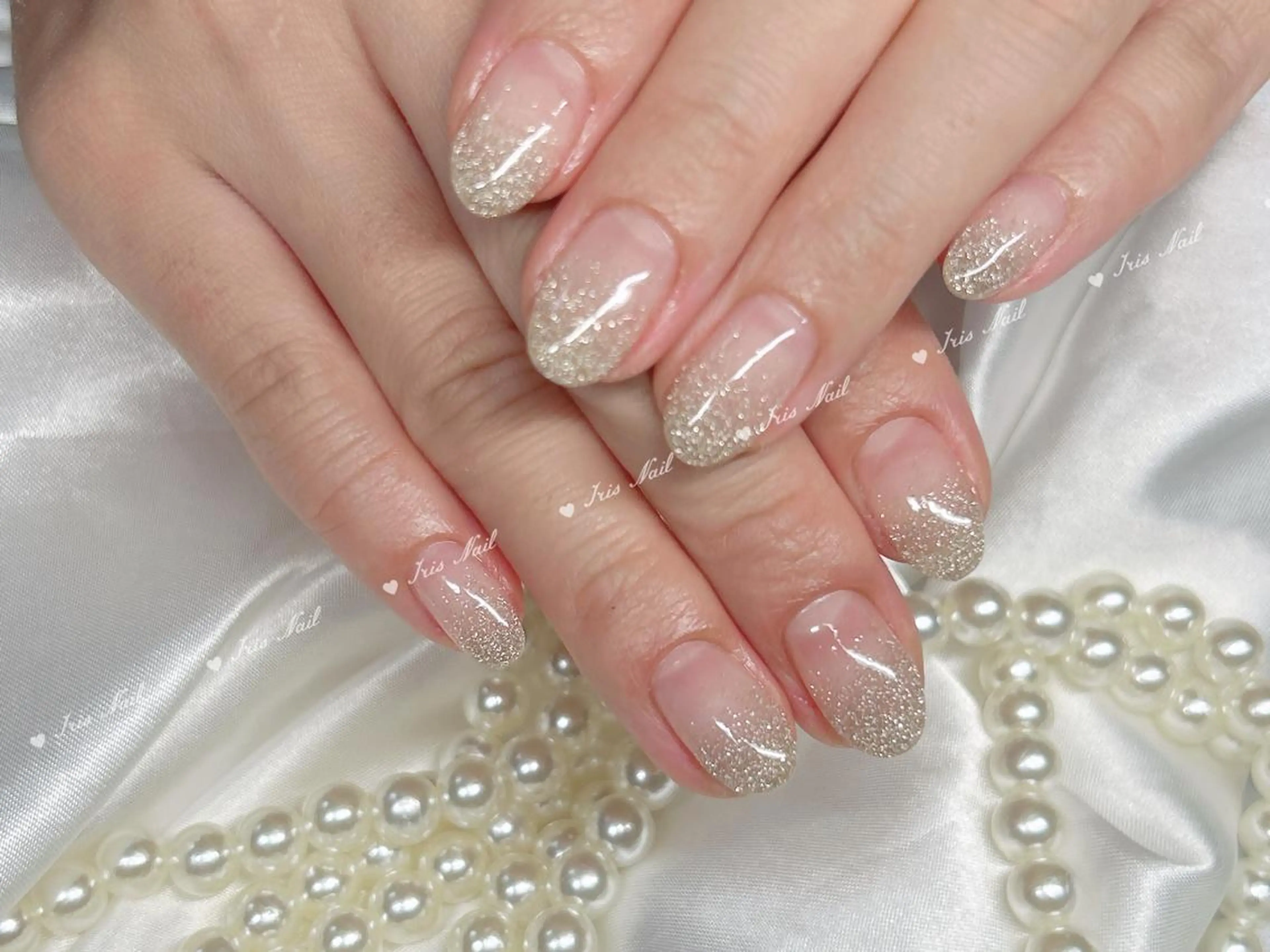 ネイル グラデーション キラキラネイル ハンドネイル ハンドケア IRIS NAIL大塚のネイルデザイン