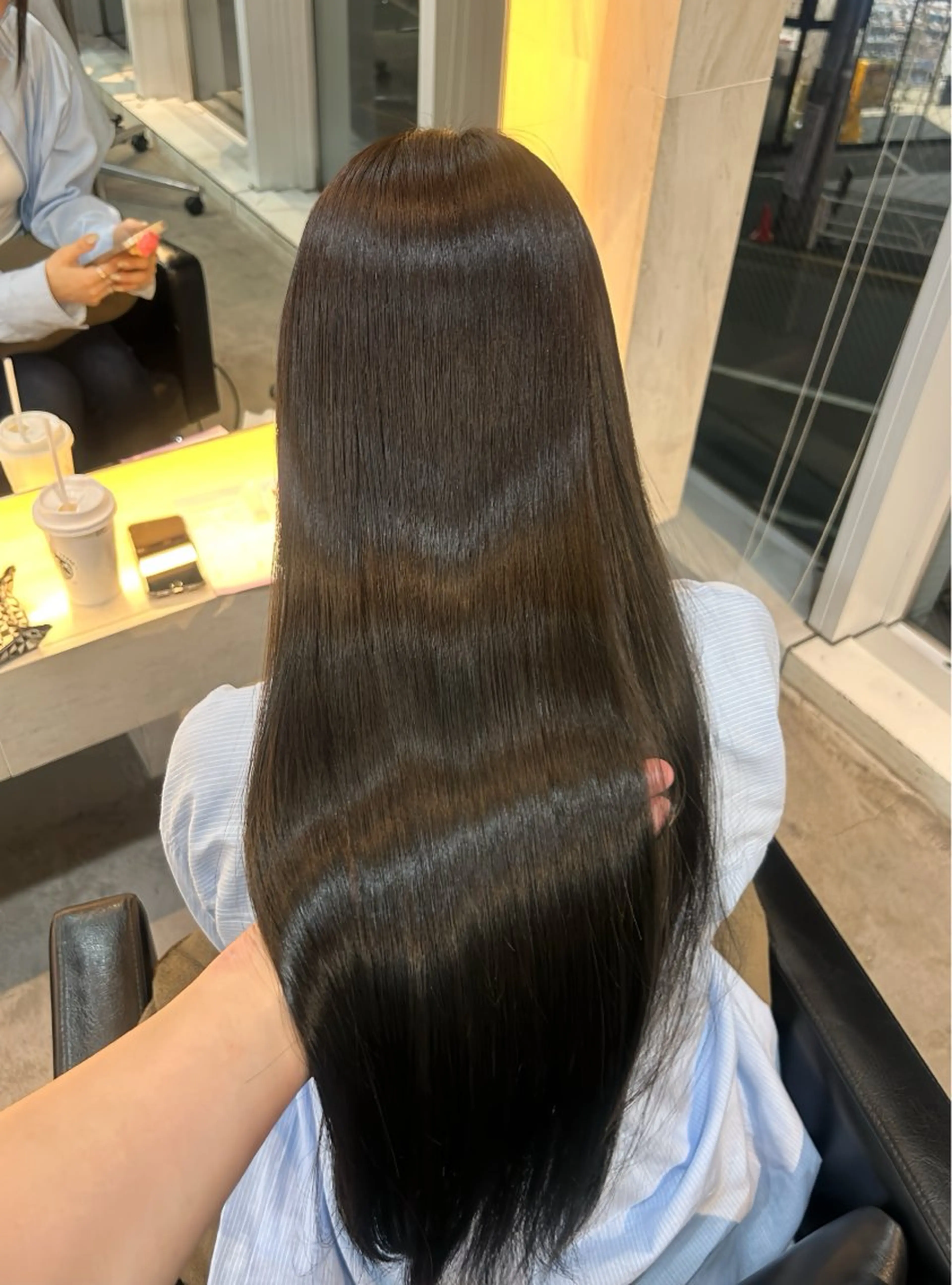 ⚜️艶髪特化⚜️イルミナカラー➕𝐀𝐮𝐣𝐮𝐚(オージュア)髪質改善4stepトリートメントの写真