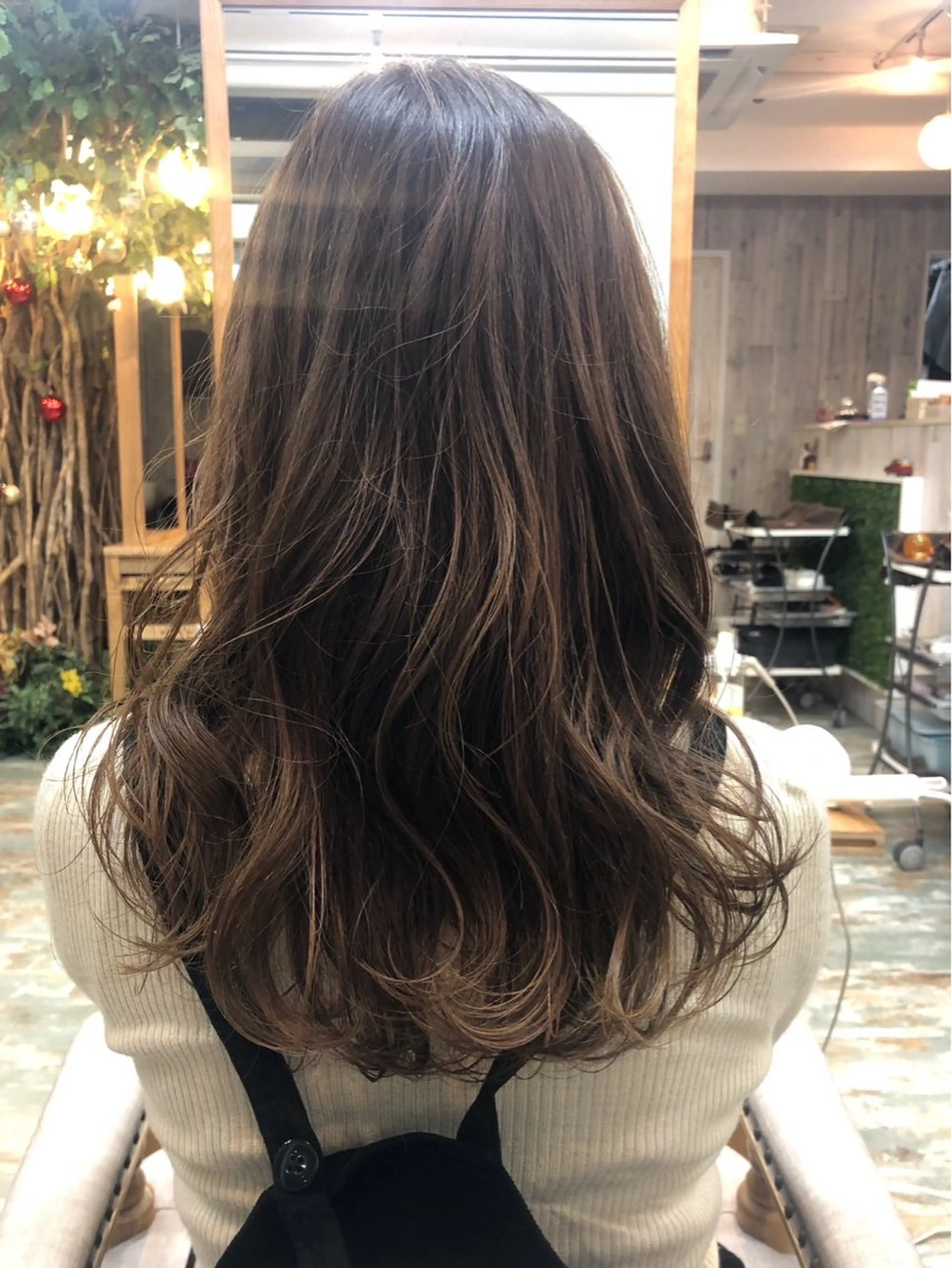 ロング カット パーマ 林 美里のヘアスタイル