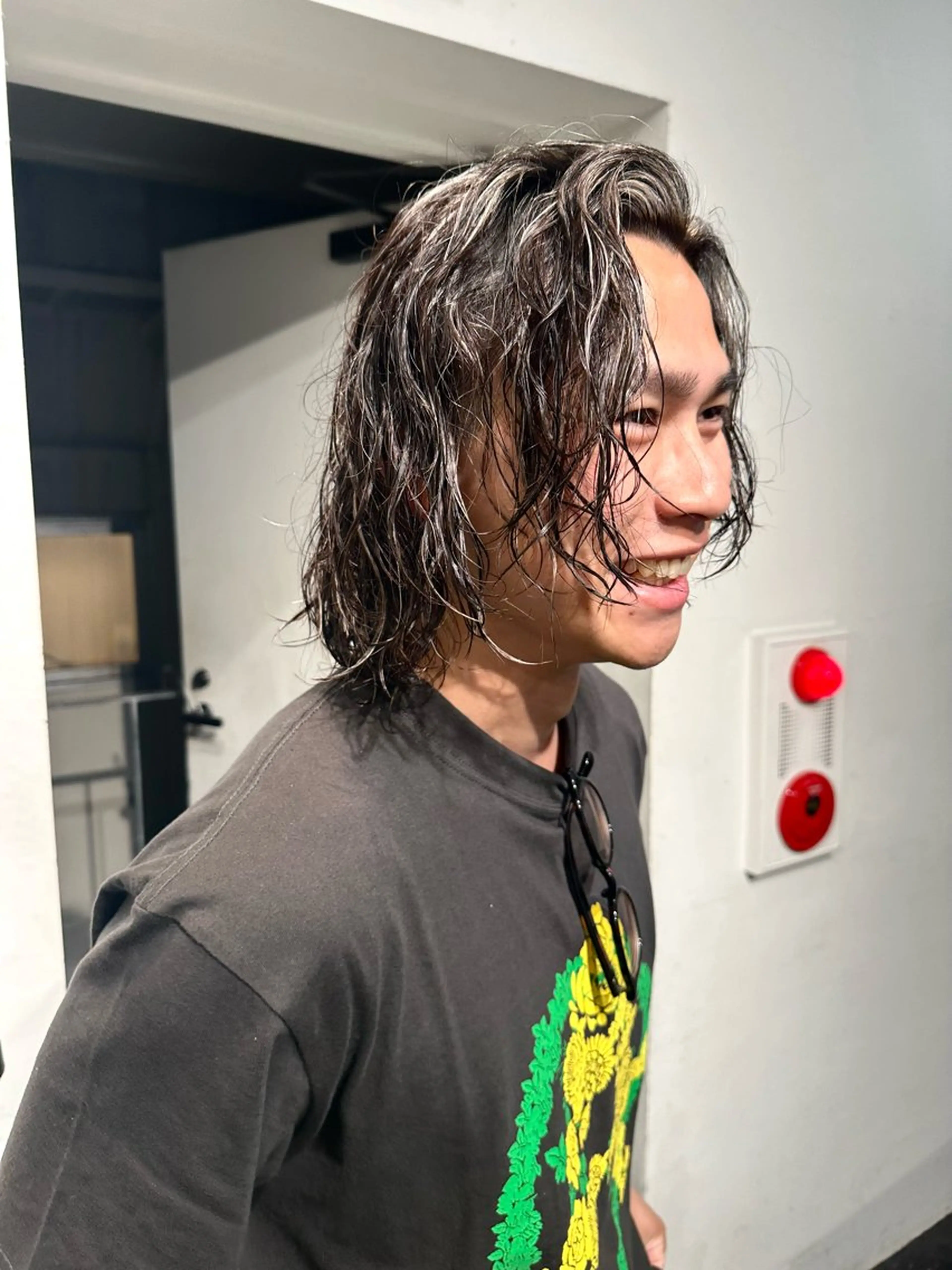 ミディアム カラー レイヤーカット/艶髪 ✨💭KIRARIのヘアスタイル