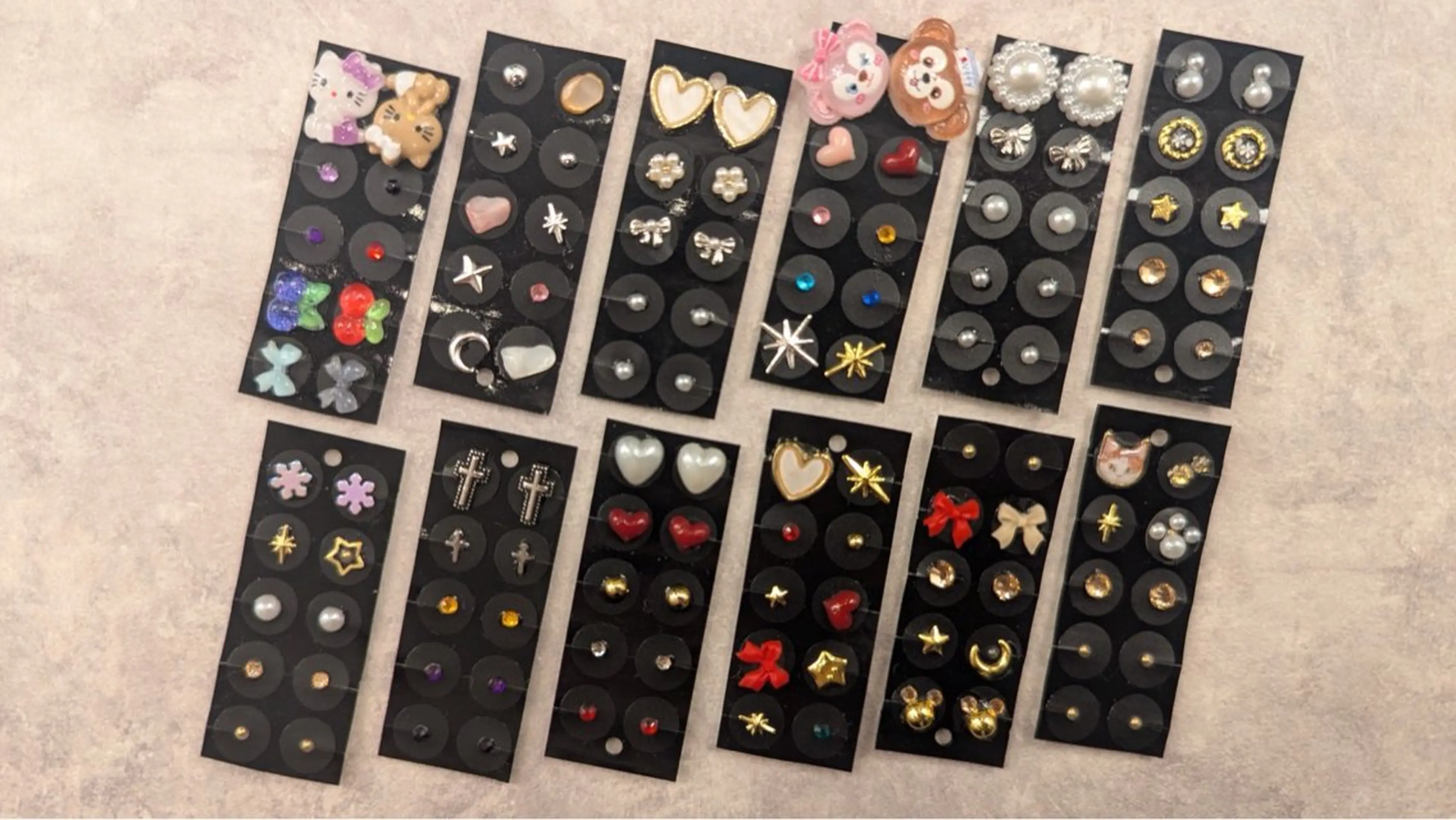 耳ツボジュエリー💎simpleコース(6粒)の写真