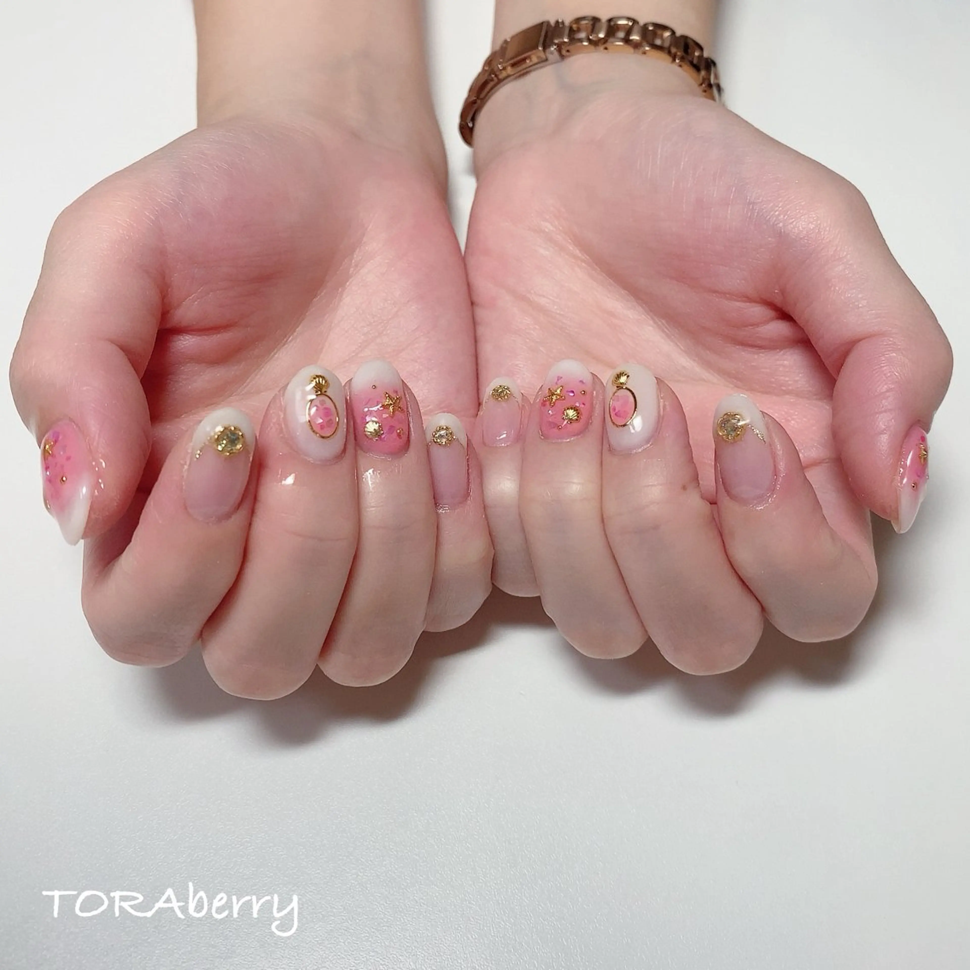 ネイル ハンドネイル ネイリスト なつみのネイルデザイン