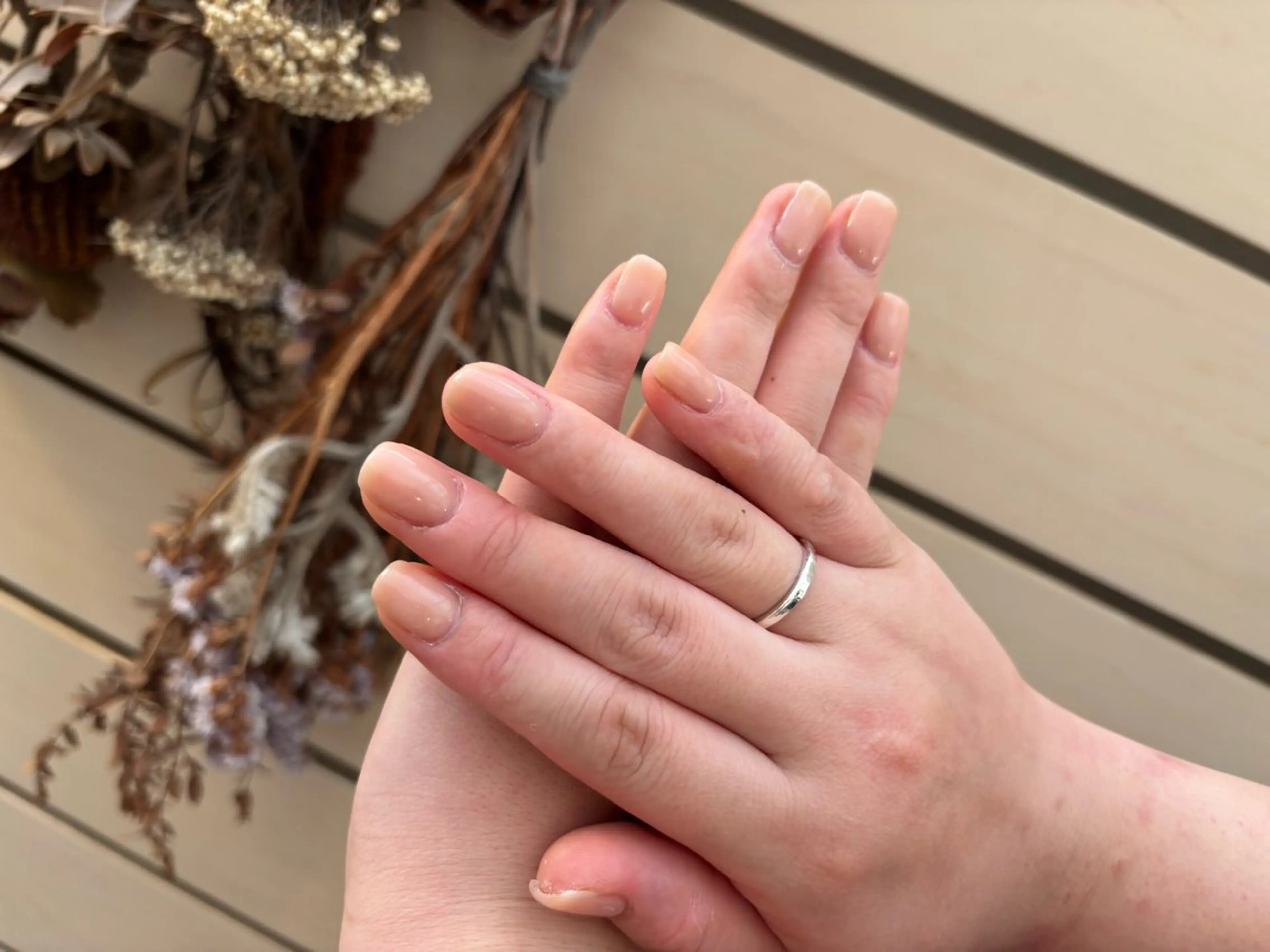 ネイル オフィスネイル 2byMAXBEAUTY所属・渡辺 つぐみのネイルデザイン