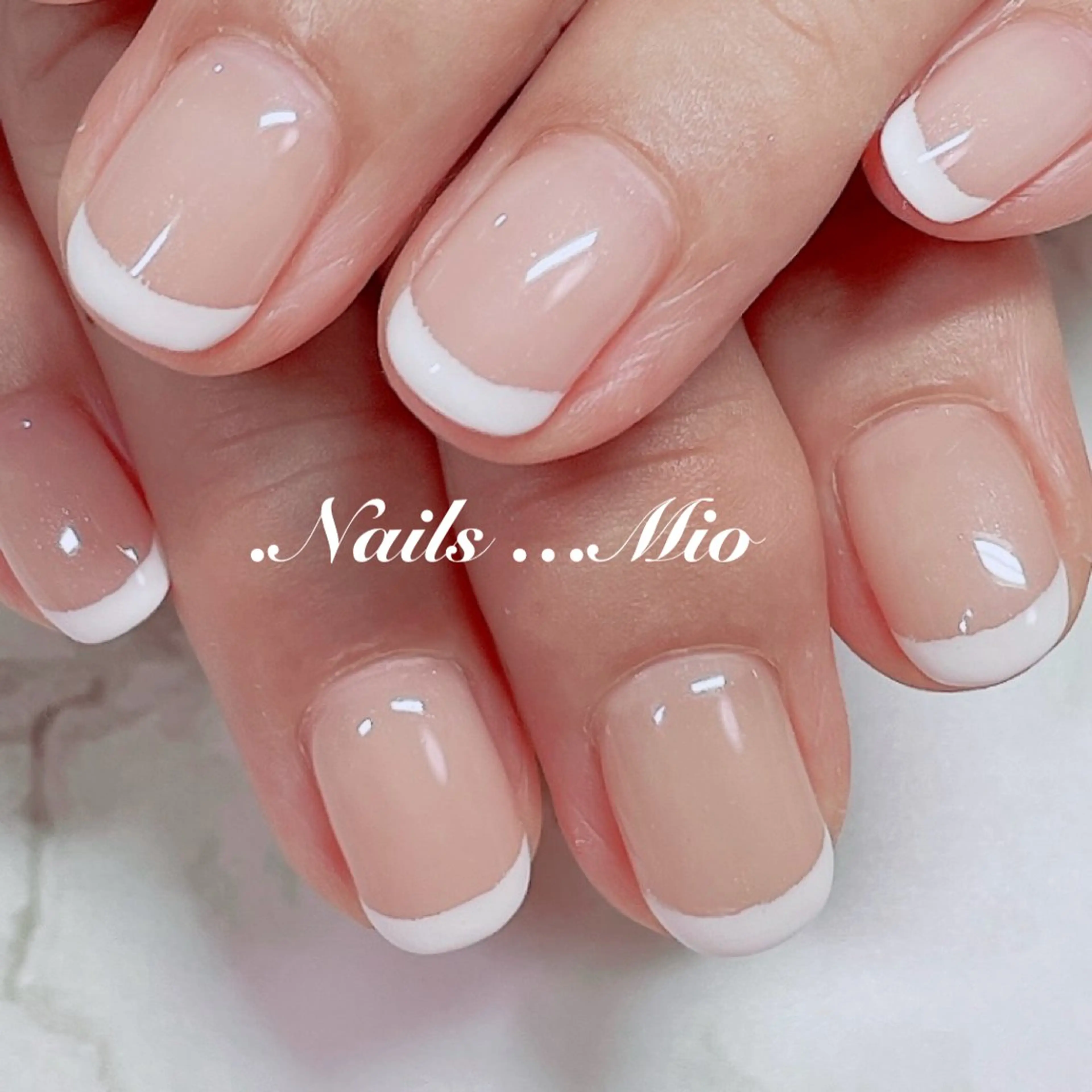 ネイル フレンチネイル 赤色 .Nails Mio 赤羽西ネイルサロンのネイルデザイン