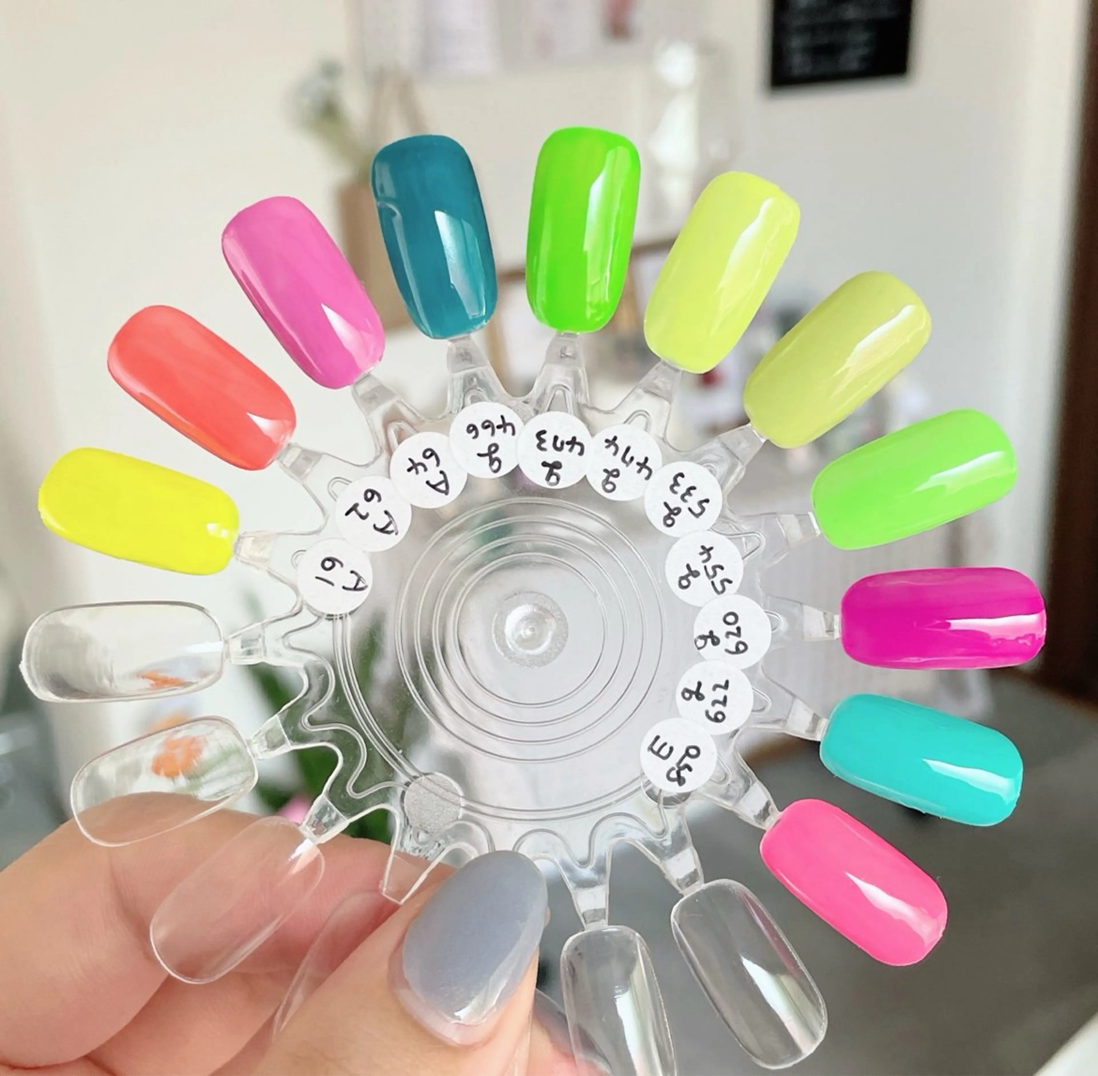 ネイル フットネイル mina Nailのネイルデザイン