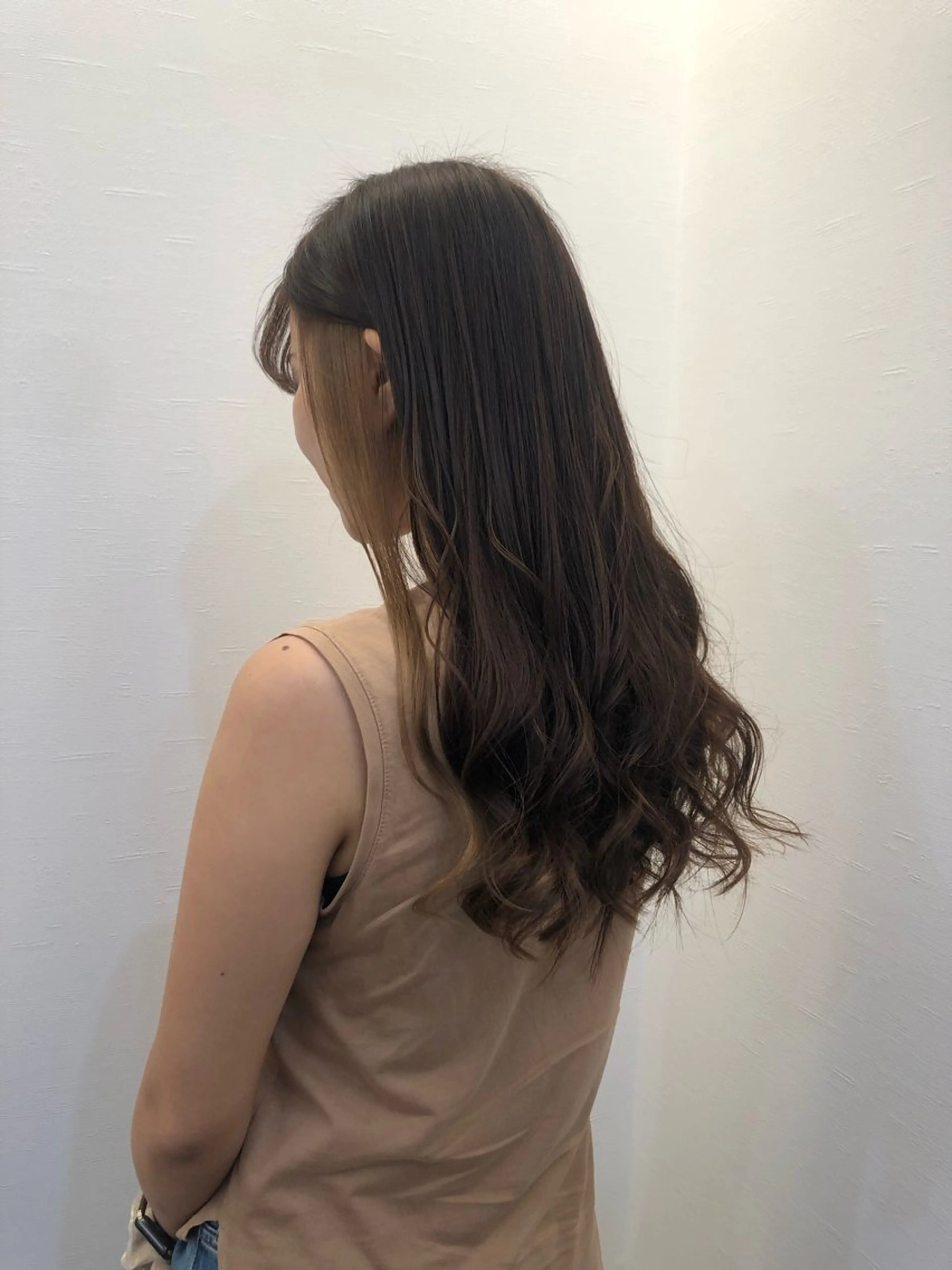 カット＋カラー＋インナーカラー＋トリートメントの写真