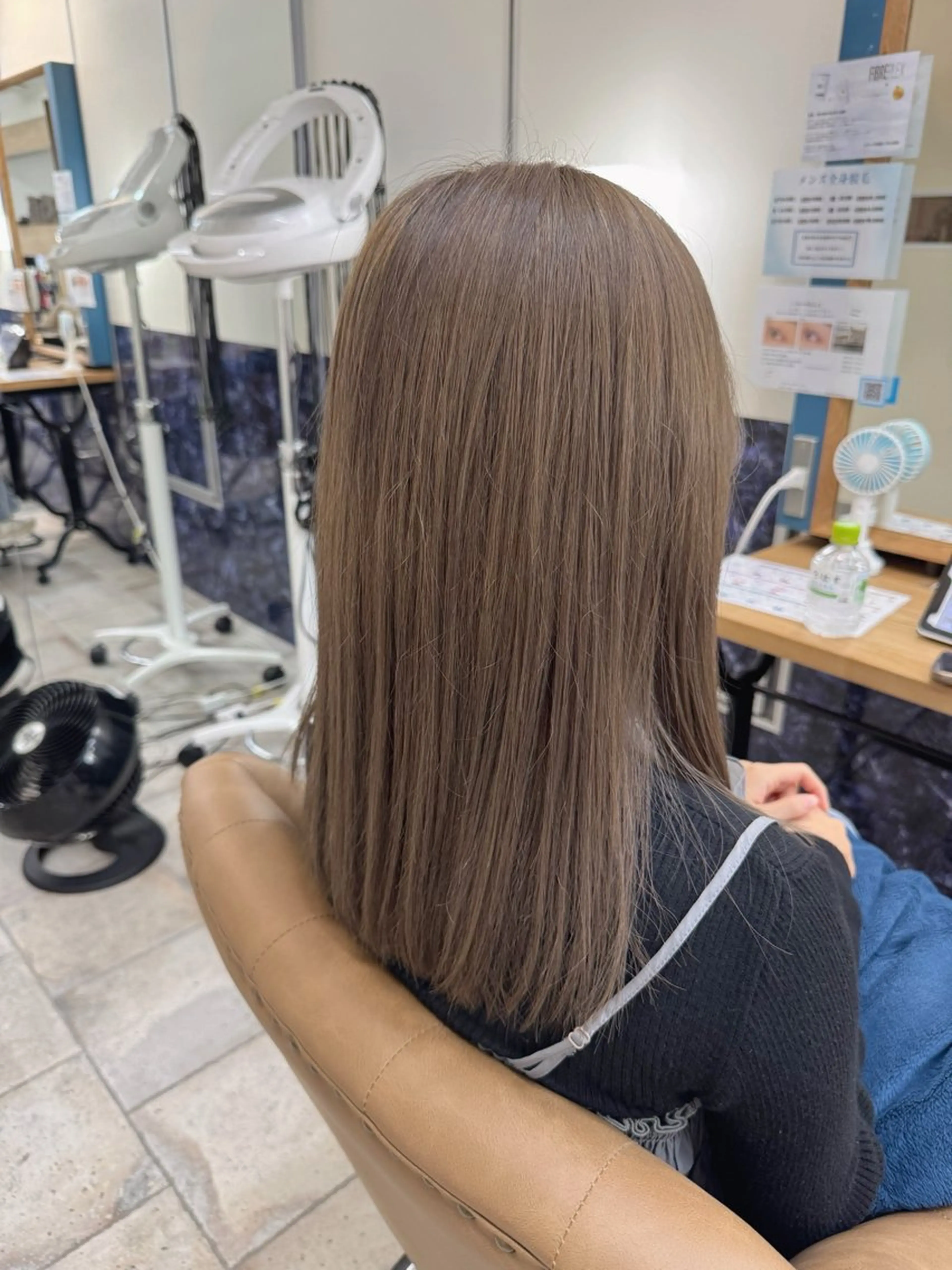 セミロング カラー ベージュカラー ブリーチ トリートメント 🍒新家 さくら🍒のヘアスタイル