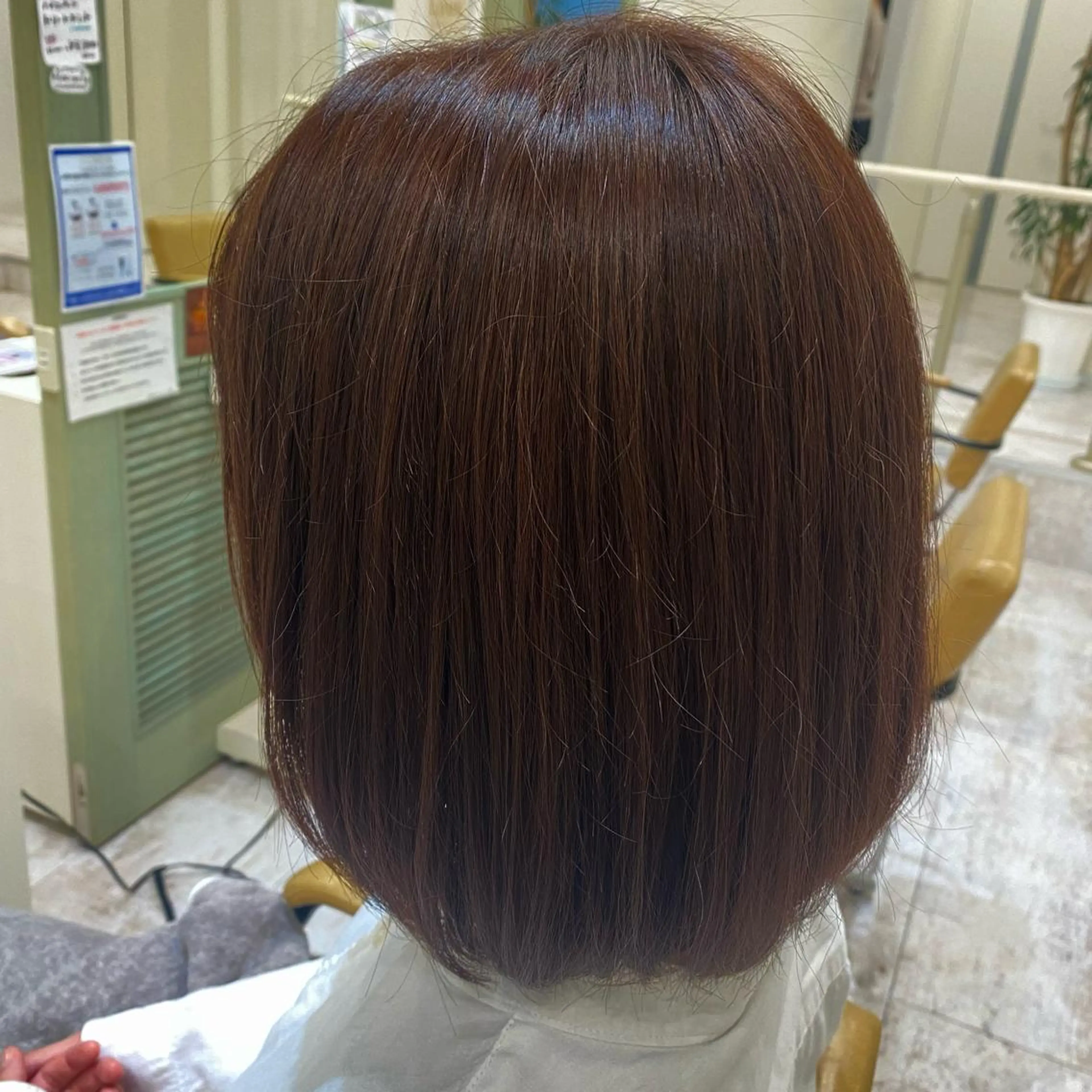 ミディアム カラー 肥後 有紗のヘアスタイル