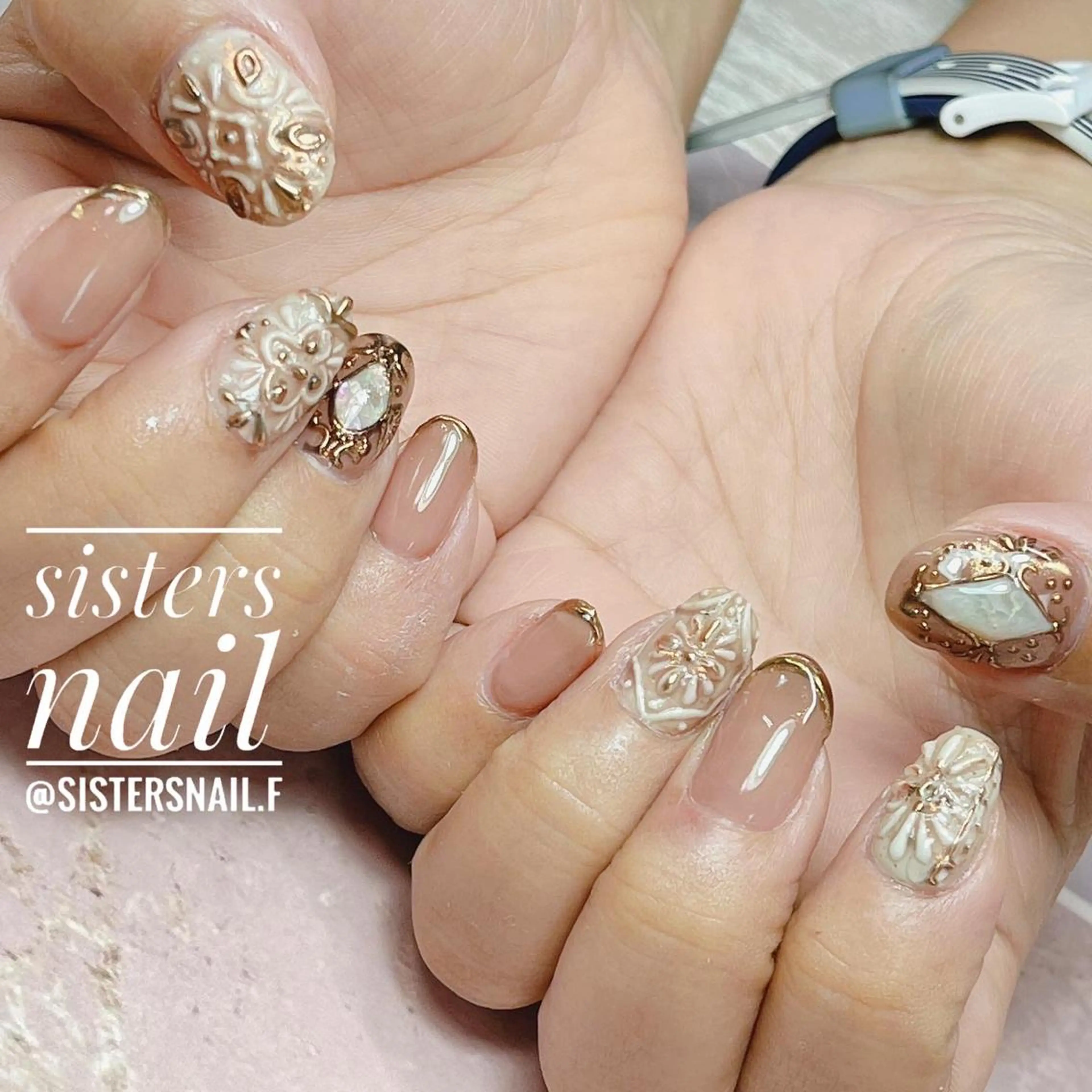 ネイル アートネイル フレンチネイル マットネイル ミラーネイル ニュアンスネイル sisters nail.fのネイルデザイン