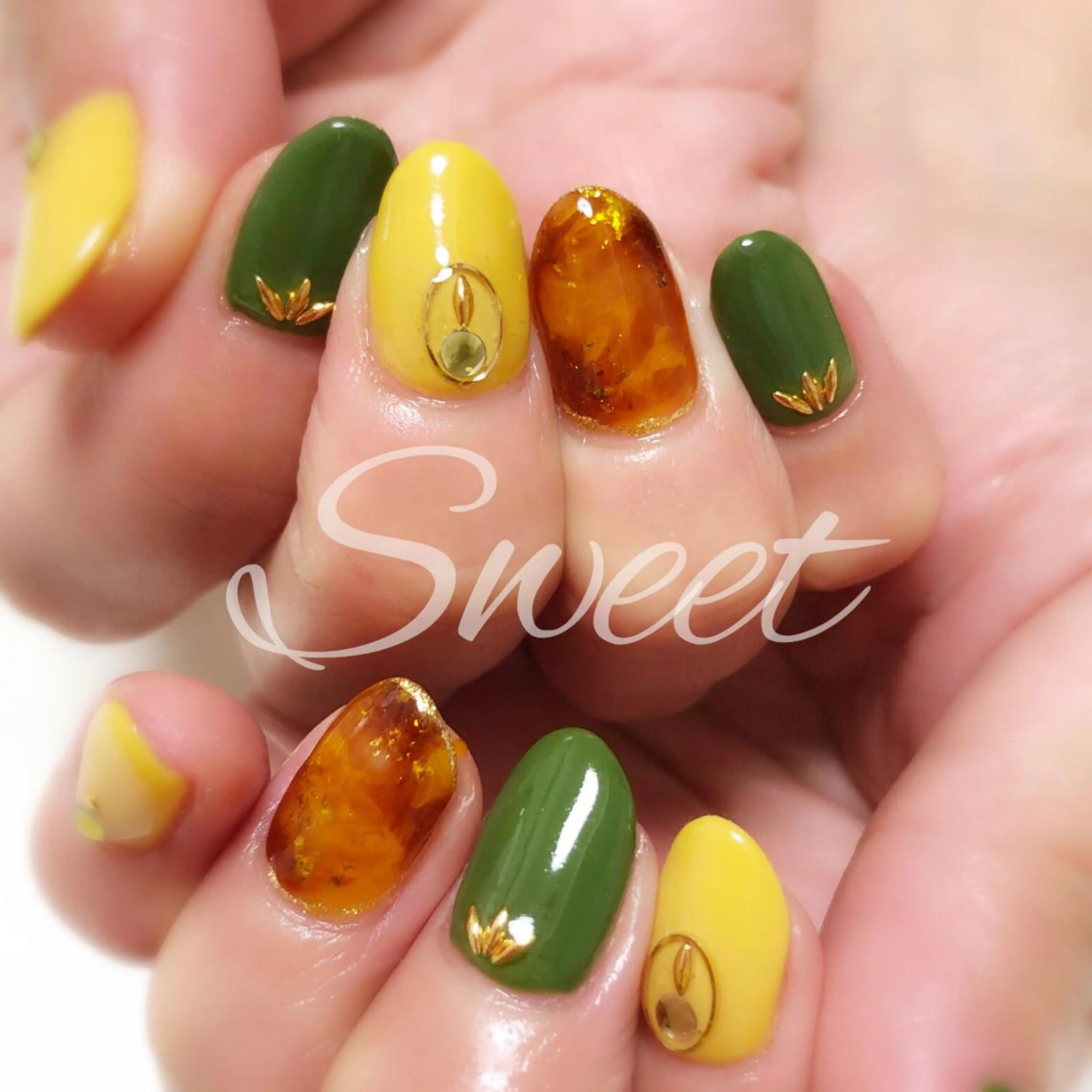 ネイル sweet 仲野陽子のネイルデザイン