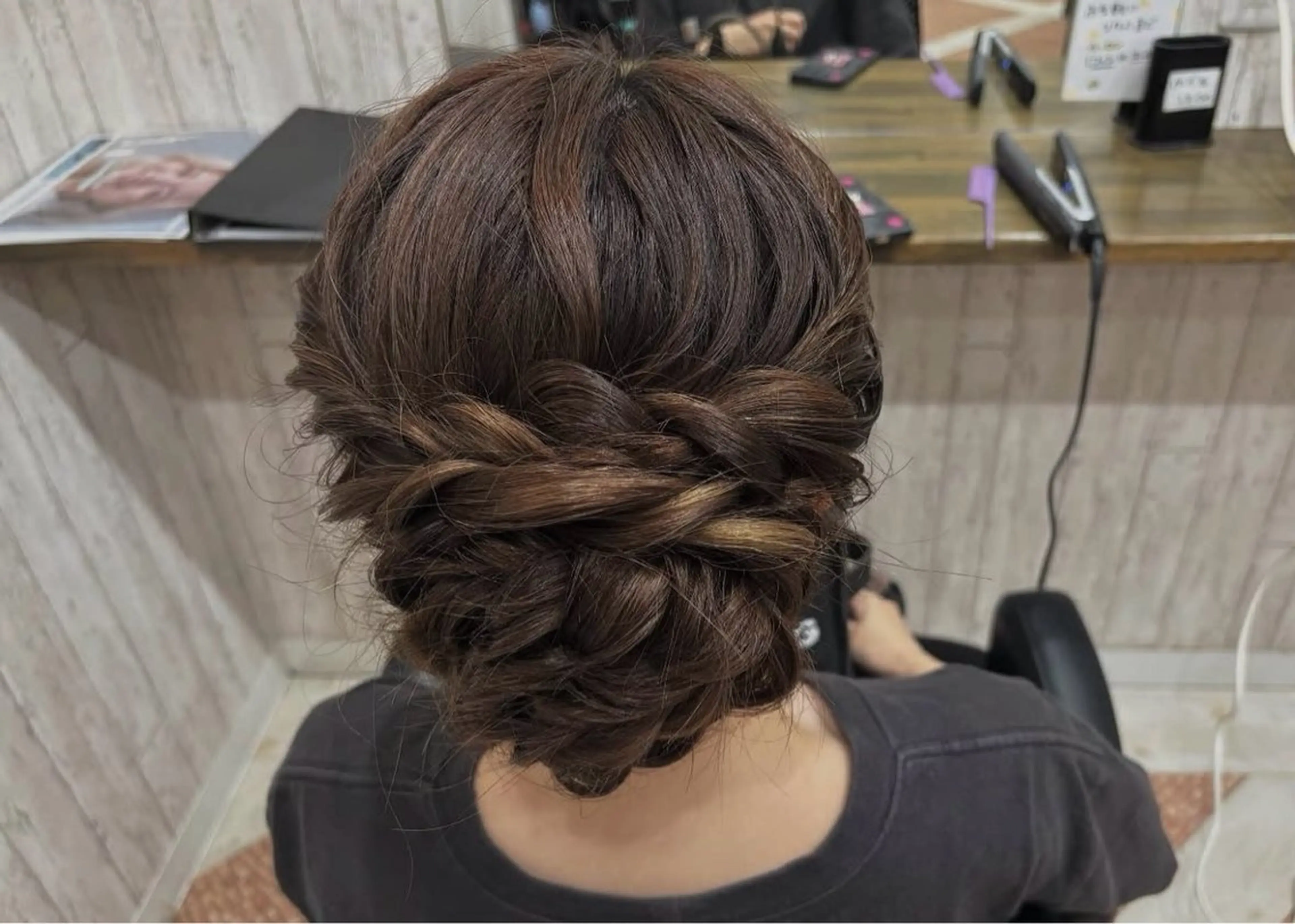 ロング ヘアセット ロゼッタガーデン豊岡店所属・ゆ めのヘアスタイル