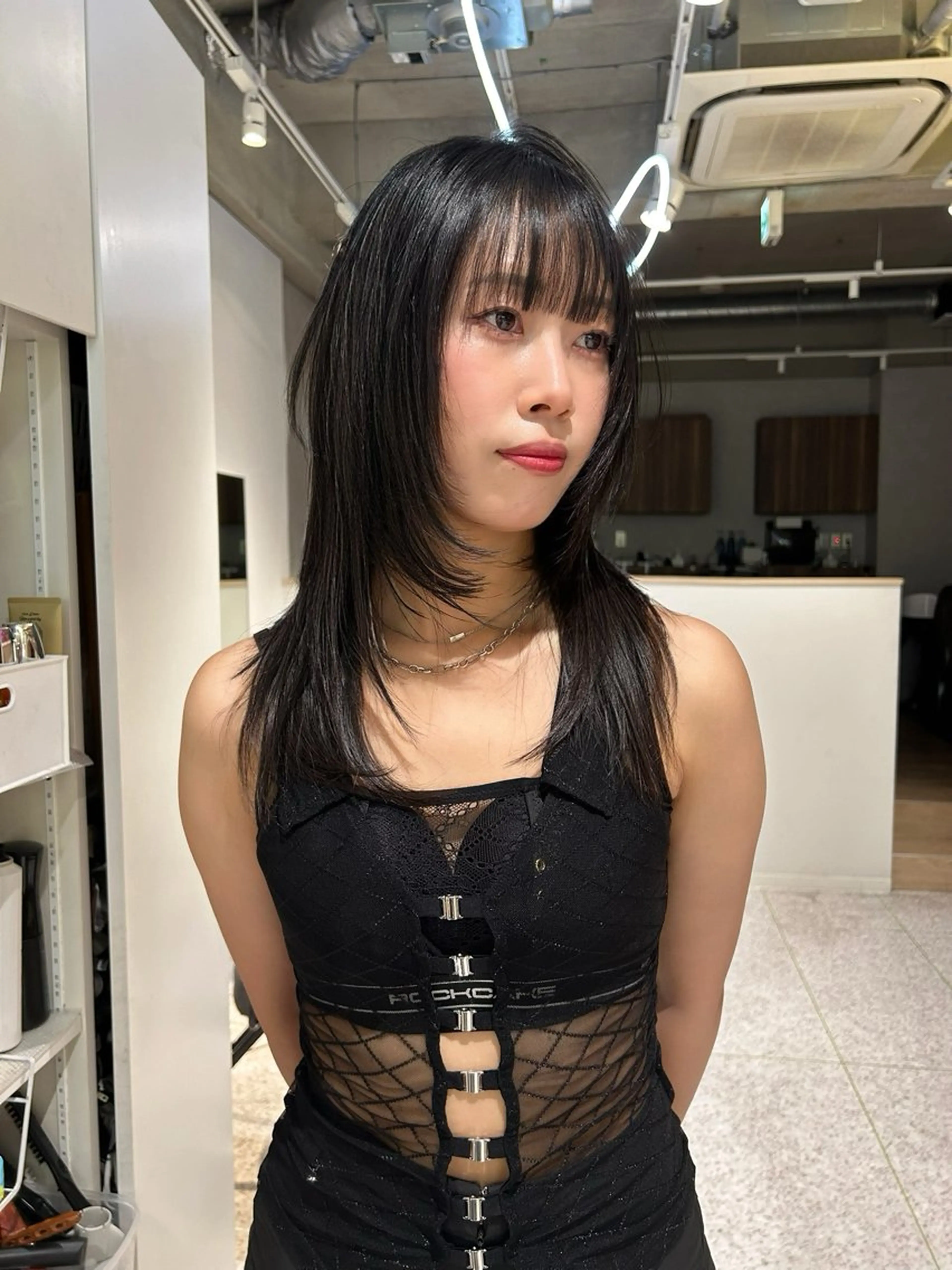 セミロング カラー ヘアアレンジ カット ヘアカラー トリートメント トレンドlayer cut💐mihoのヘアスタイル