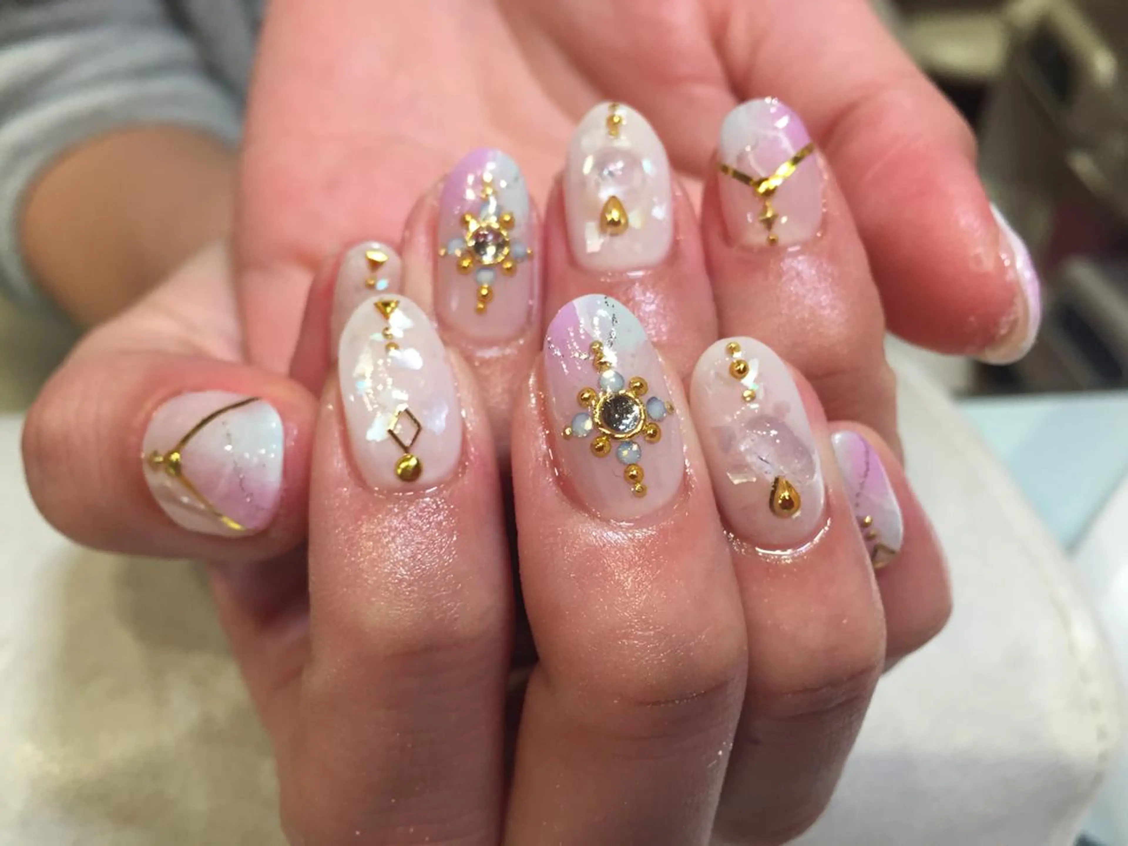 ネイル Nest 三田のマツエク・マツパデザイン