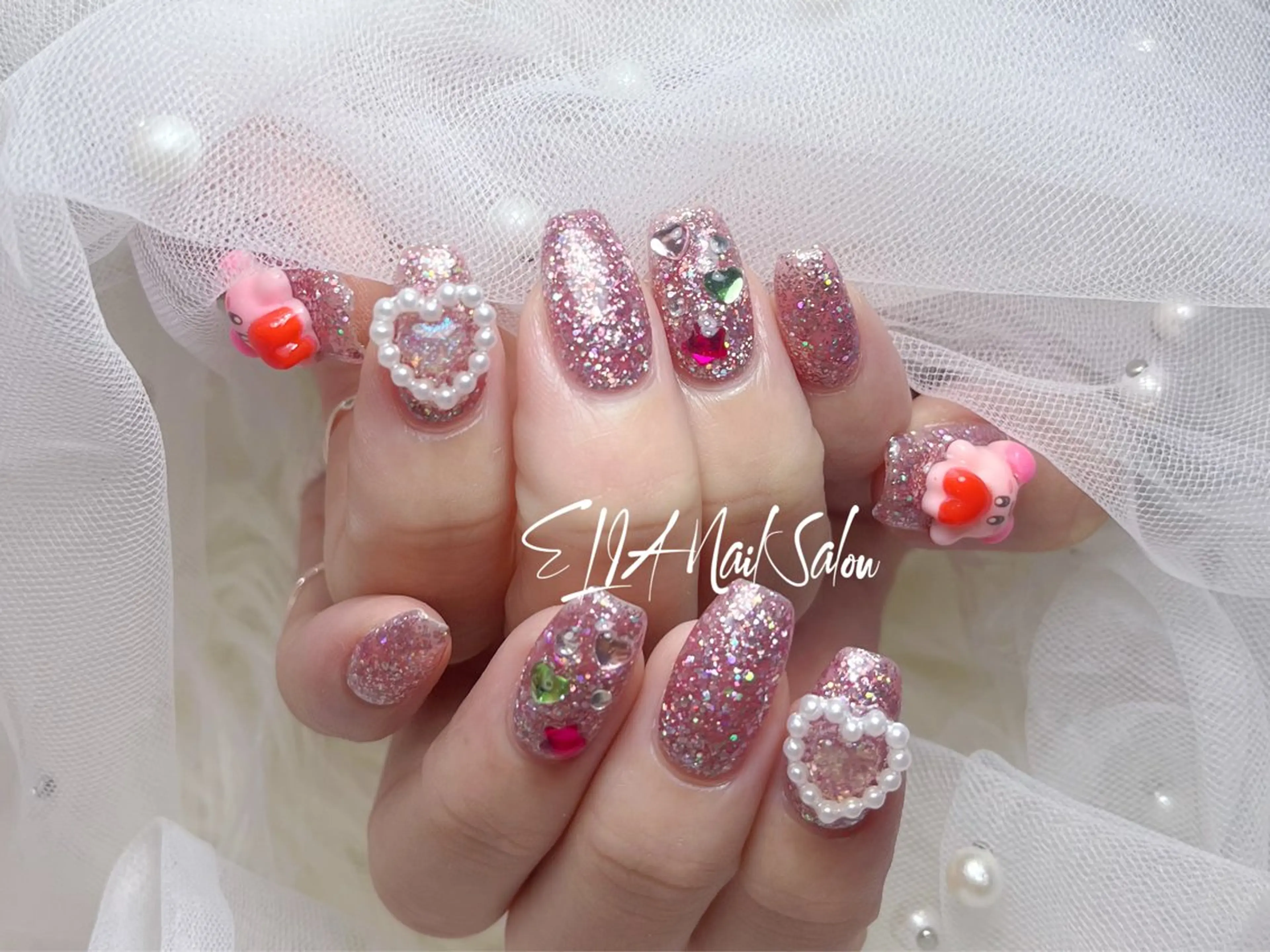 ミディアム cici nailのネイルデザイン