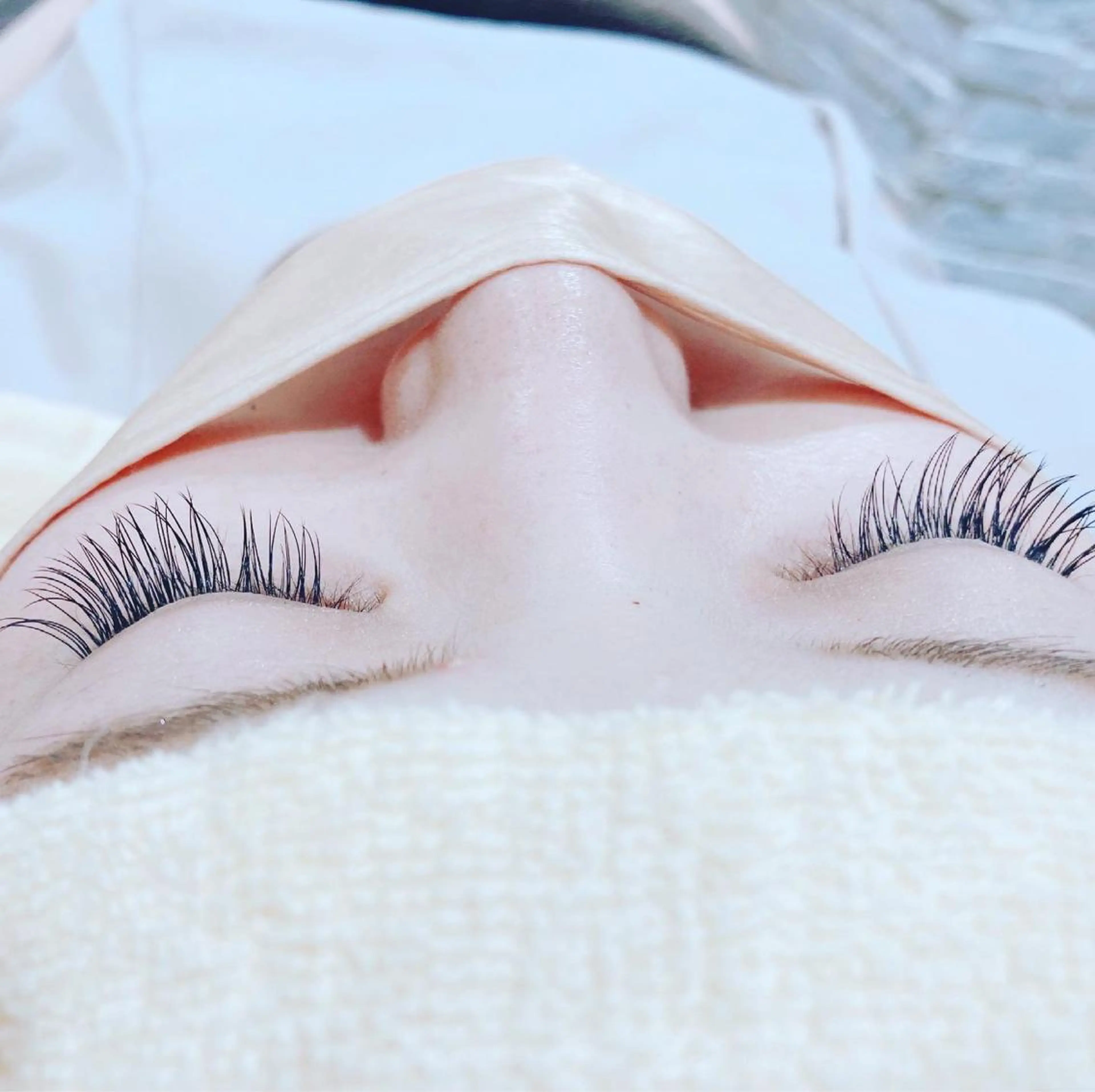 マツエク・マツパ セーブル 曲がる縮毛矯正 LIBER 　岩名のヘアスタイル