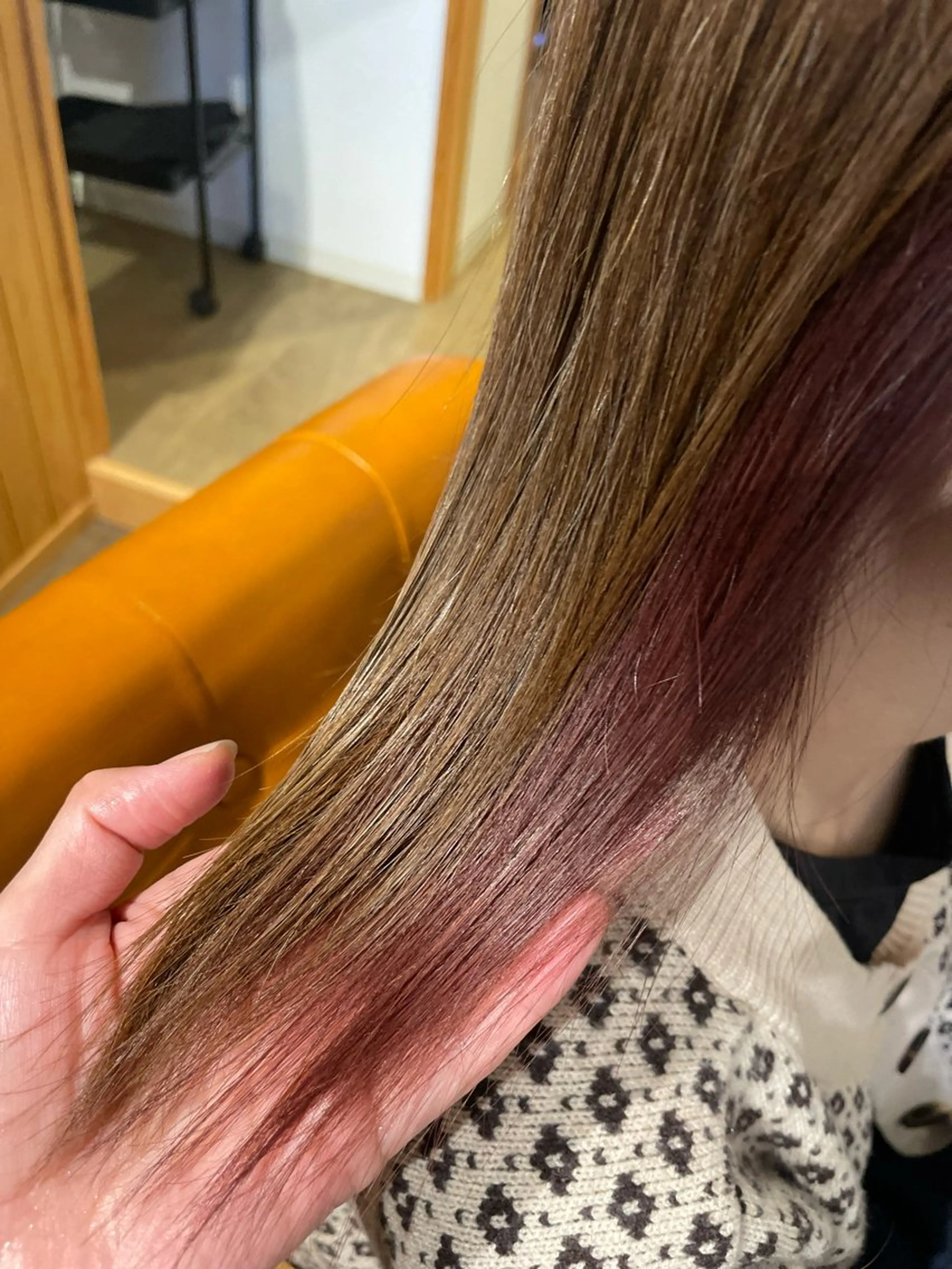 ミディアム カラー ラピス所属・ラピスREIKA (女性限定)のヘアスタイル