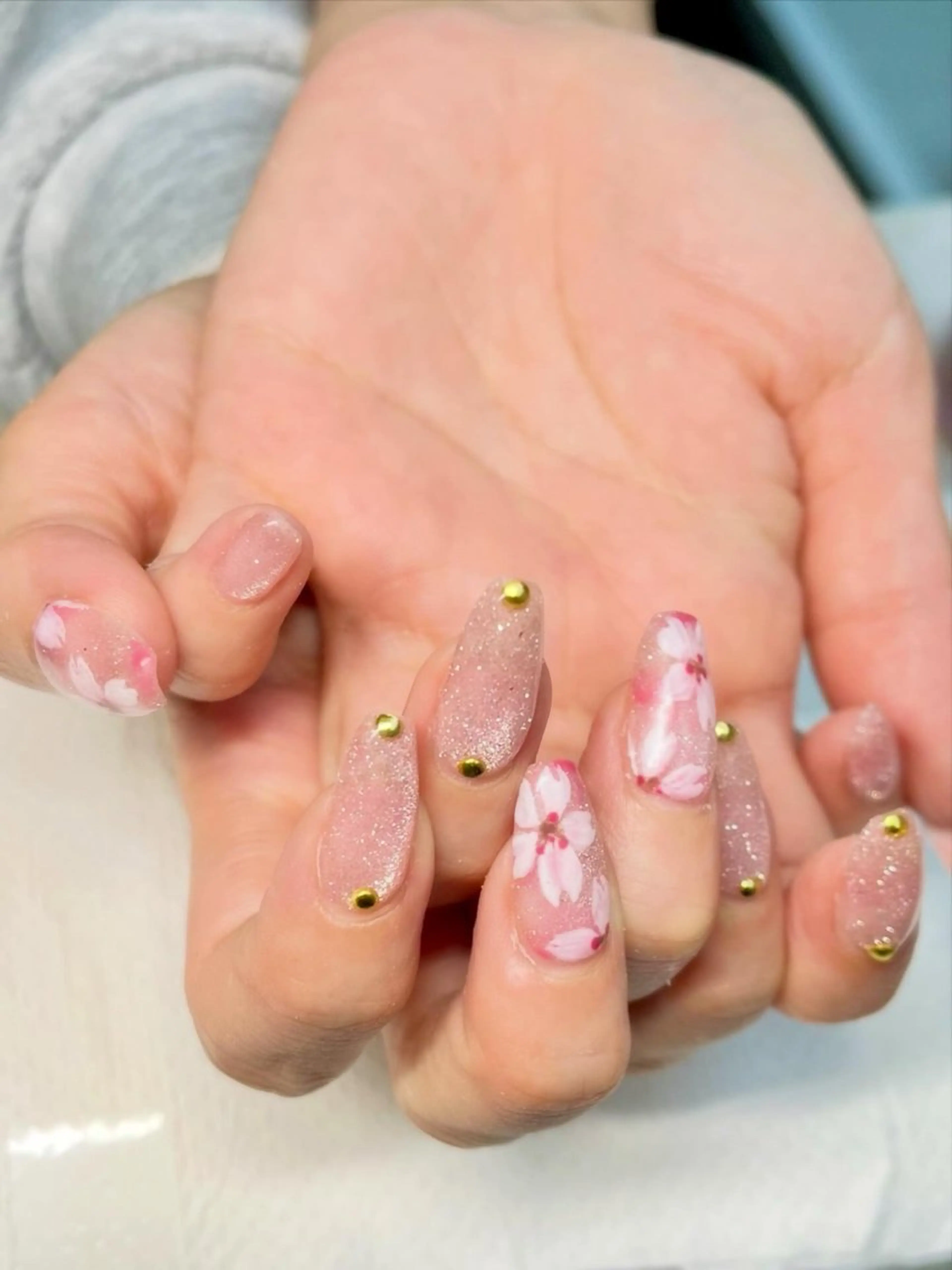 ネイル 桜ネイル 新宿ネイルサロン ジェミディローサ所属・新宿ネイルサロン ジェミディローサのネイルデザイン