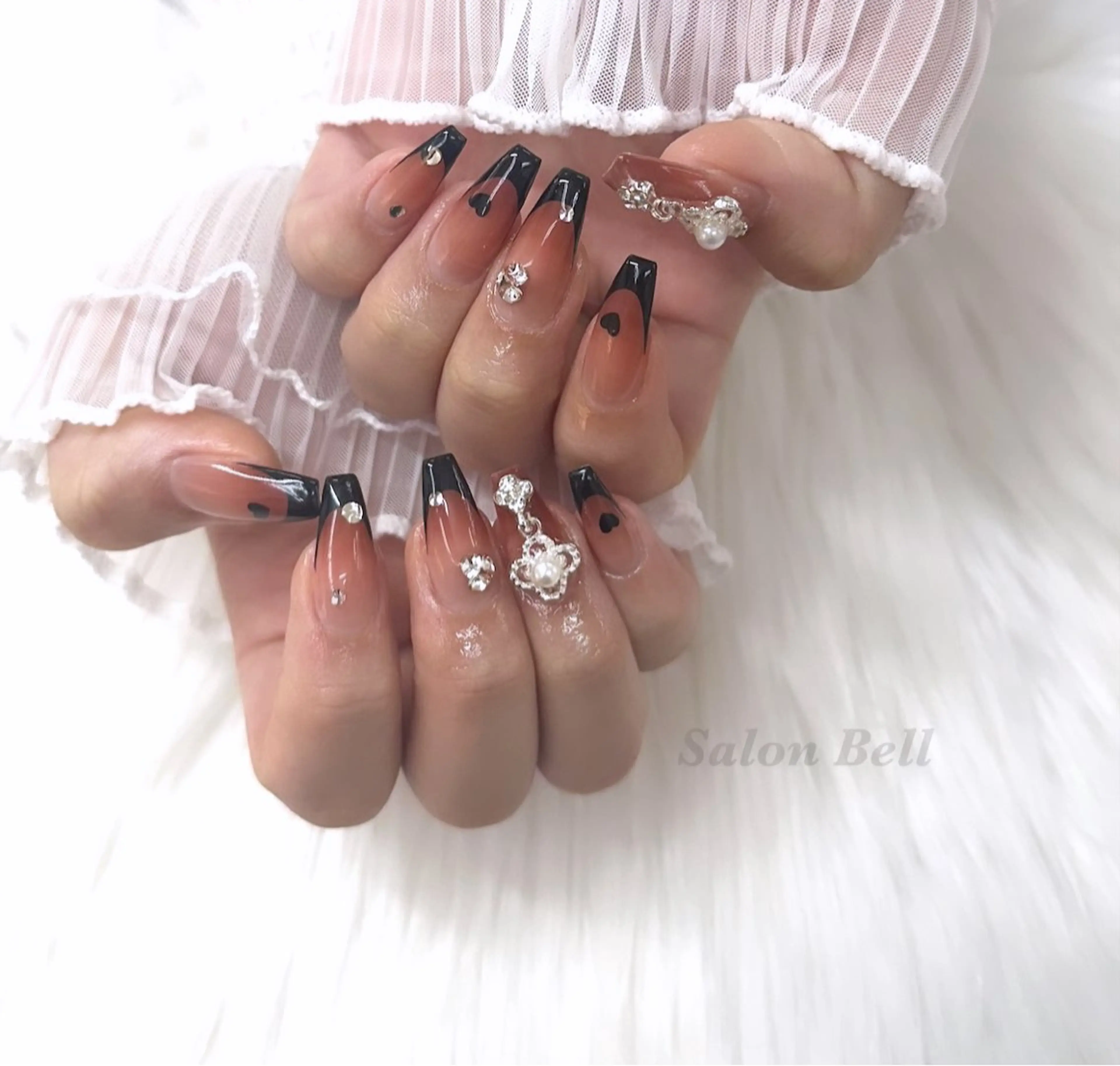 ネイル Bell 富田林店 SAYAKAのネイルデザイン